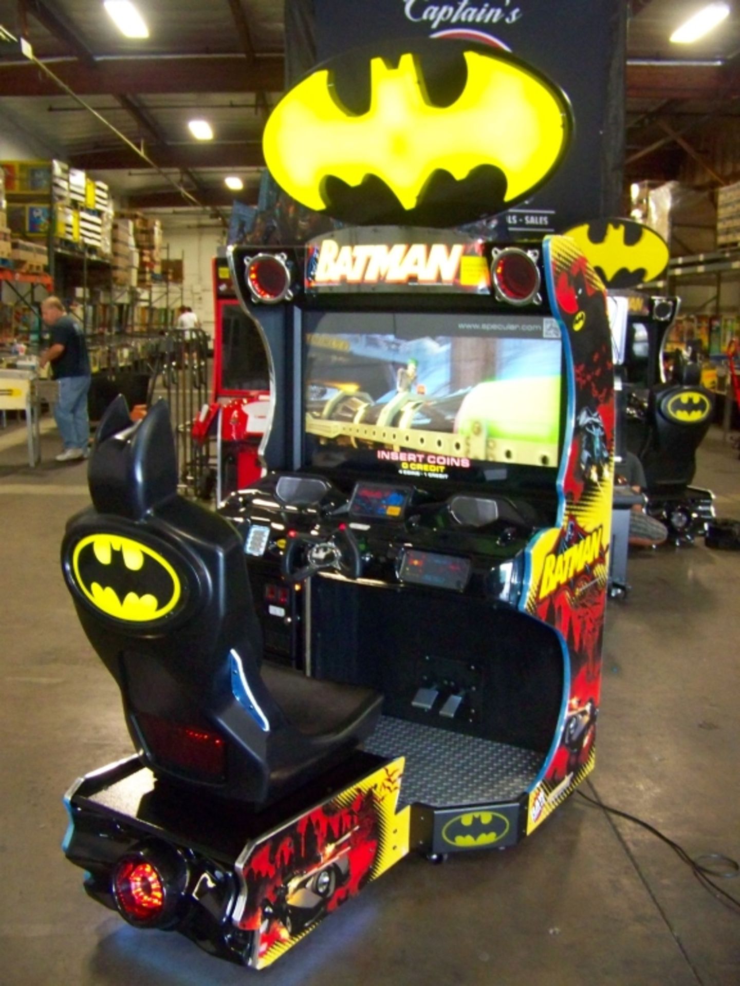 BATMAN SITDOWN DRIVER ARCADE GAME RAW THRILLS