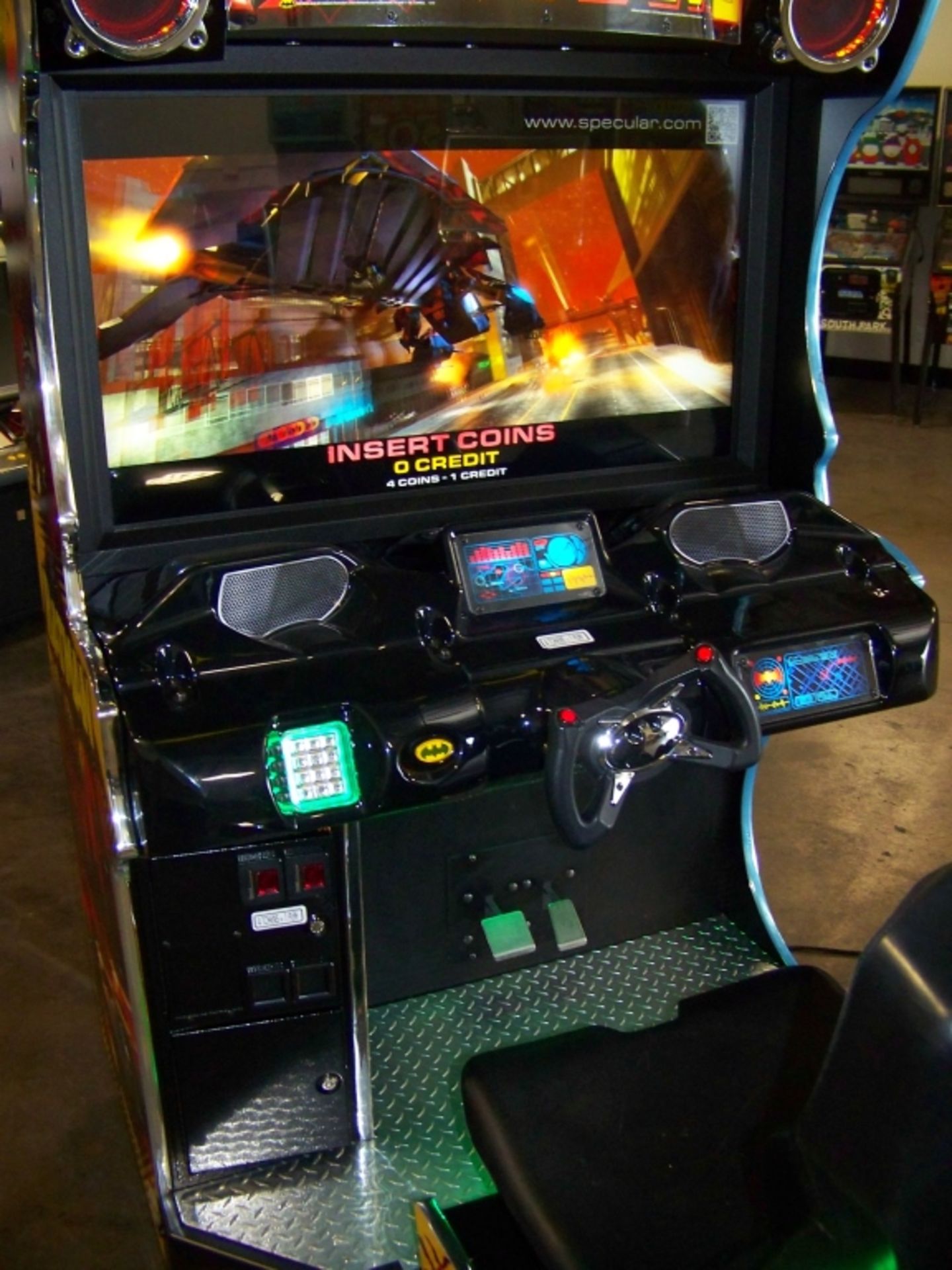 BATMAN SITDOWN DRIVER ARCADE GAME RAW THRILLS - Image 7 of 11