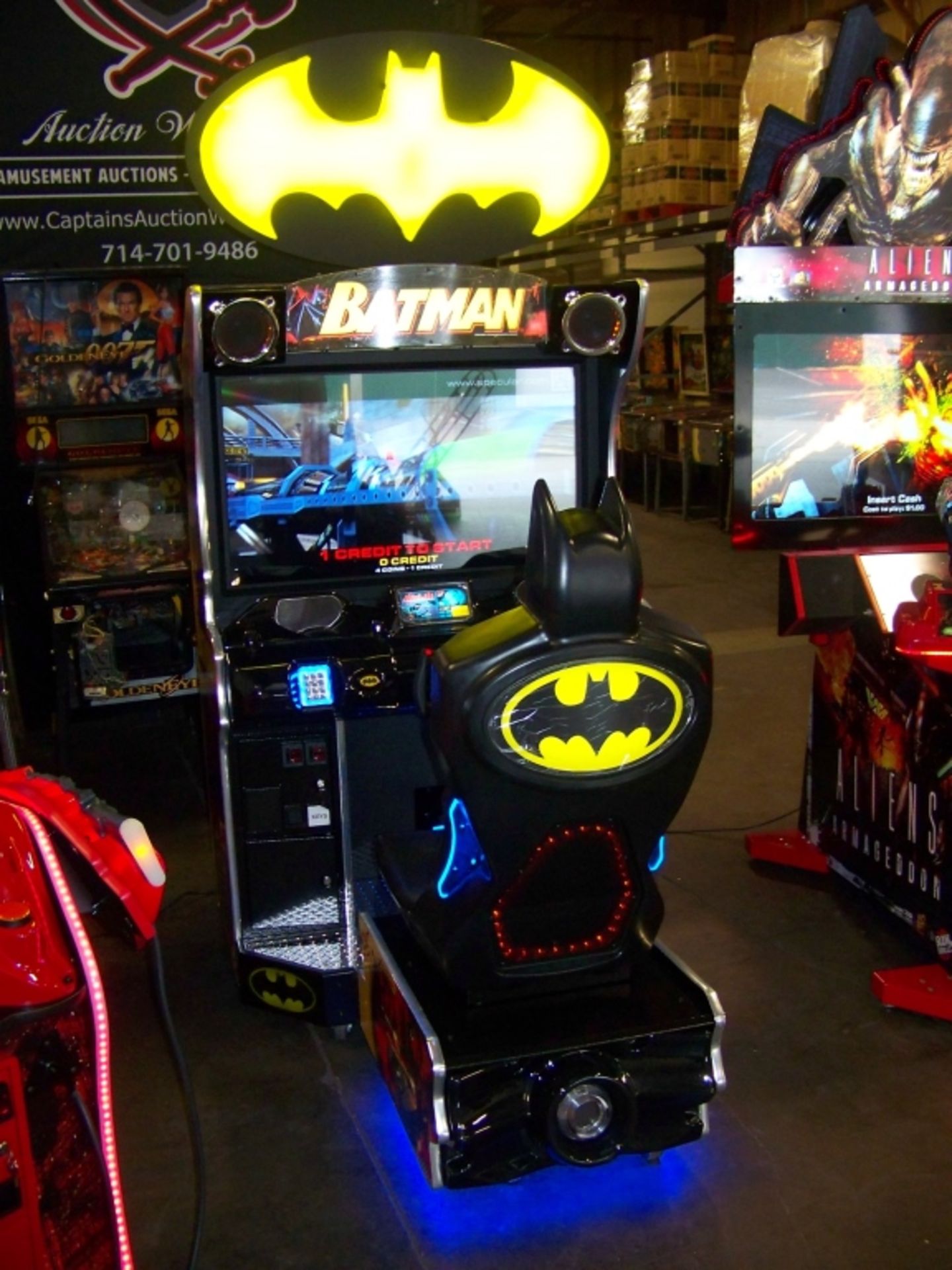 BATMAN SITDOWN ARCADE GAME BRAND NEW! RAW THRILLS - Image 3 of 5