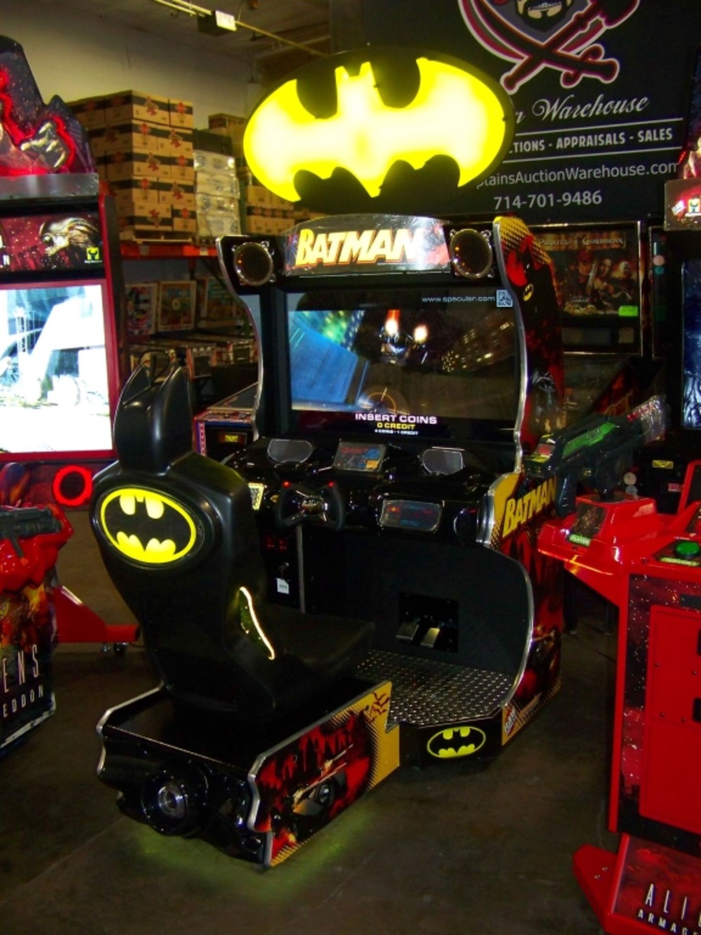 BATMAN SITDOWN ARCADE GAME BRAND NEW! RAW THRILLS - Image 4 of 5