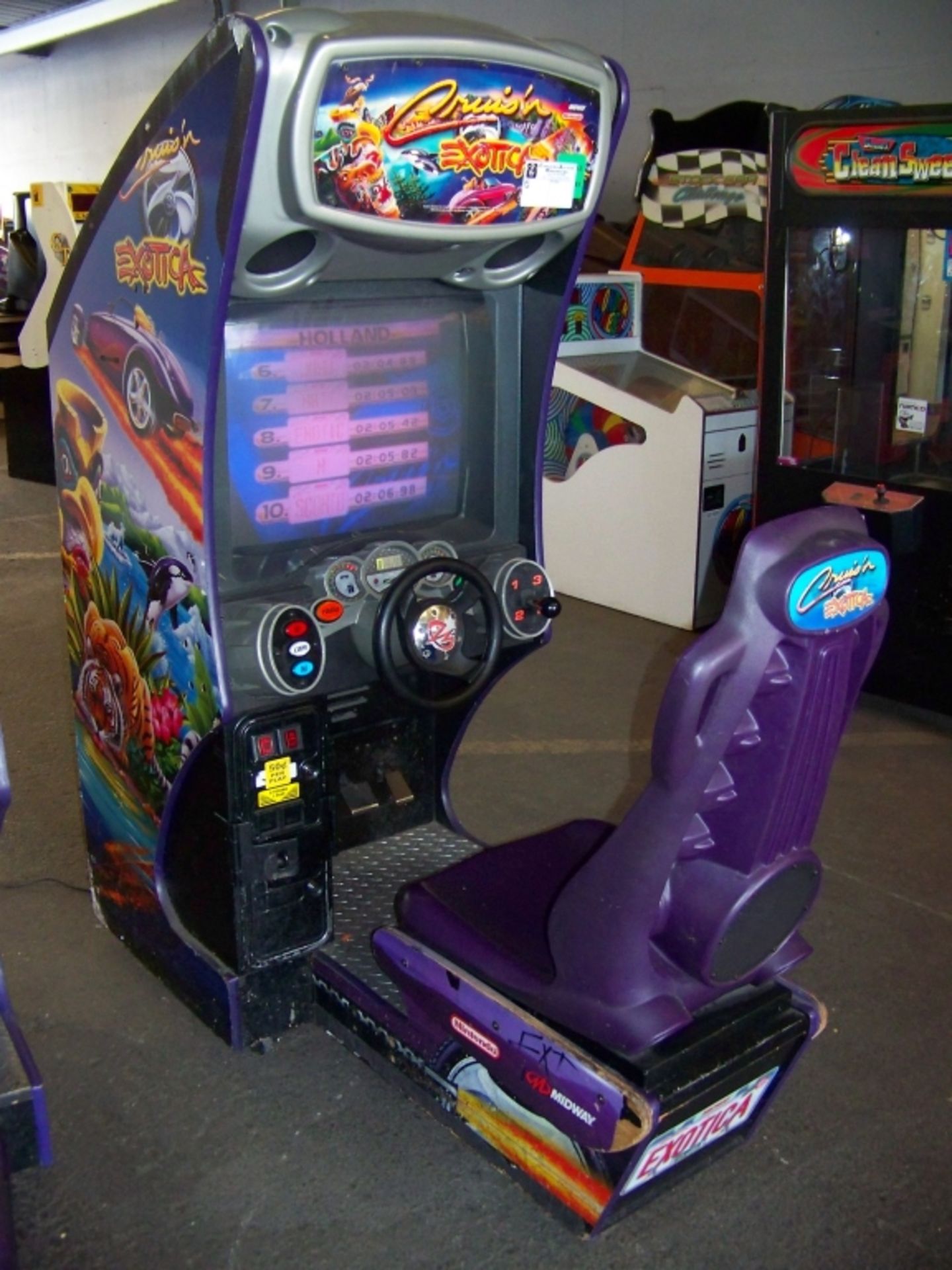 CRUISIN EXOTICA DEDICATED DRIVER ARCADE GAME