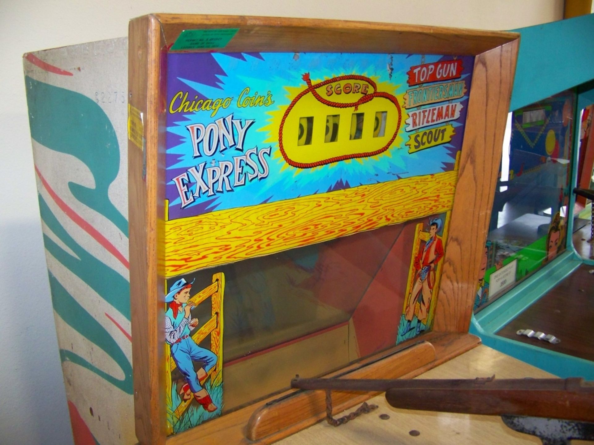 1960 CHICAGO COIN'S PONY EXPRESS RIFLE ARCADE GAME - Image 5 of 6