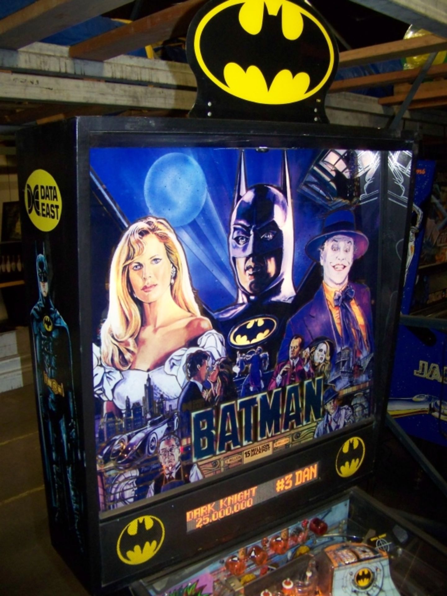 BATMAN PINBALL MACHINE W / TOPPER1991 DATA EAST - Image 11 of 13