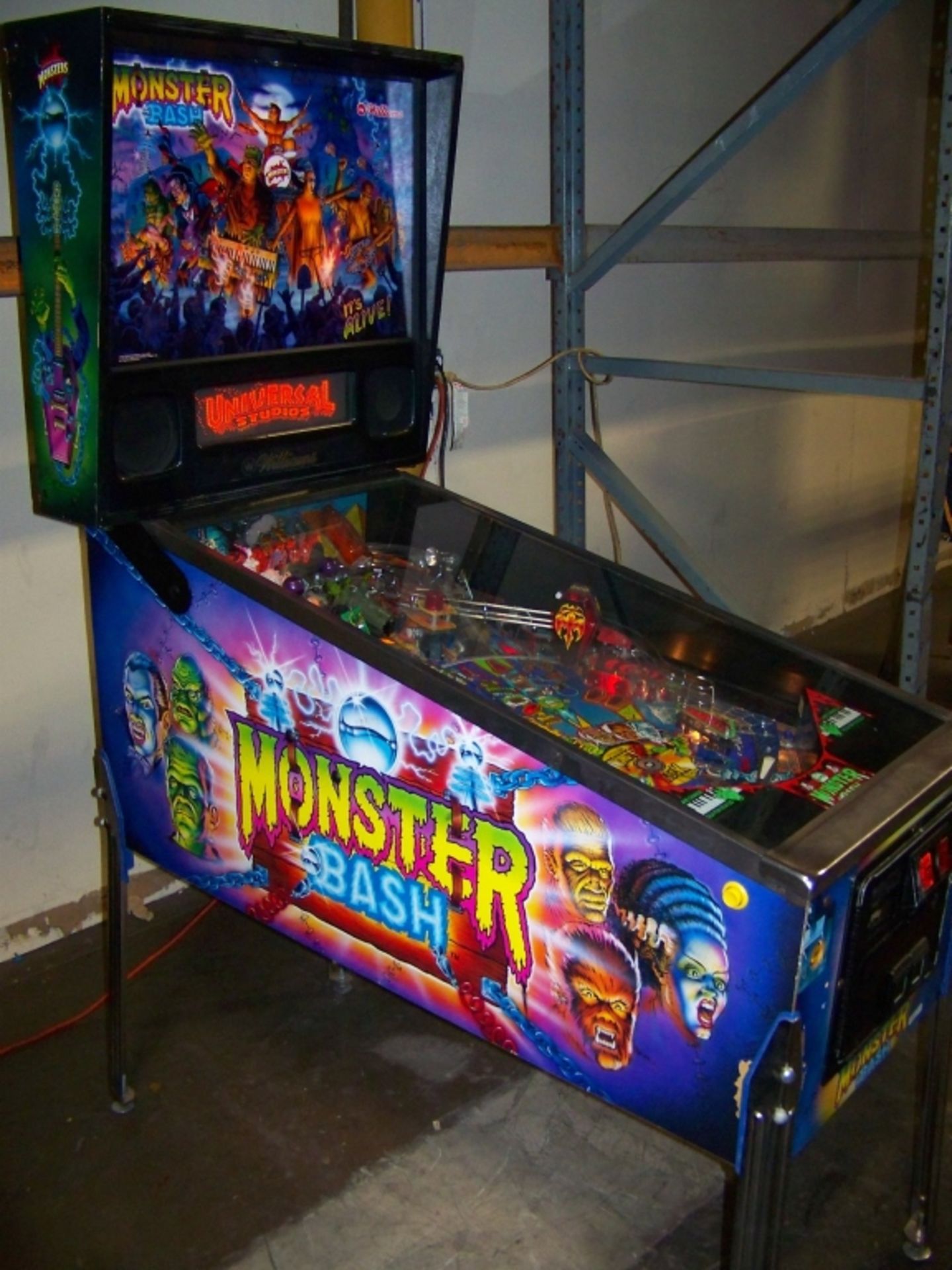 MONSTER BASH PINBALL MACHINE WILLIAMS