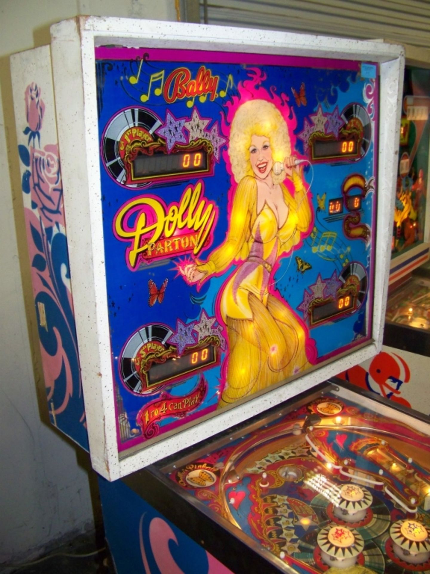 DOLLY PARTON PINBALL MACHINE 1979 BALLY CLASSIC - Image 8 of 10