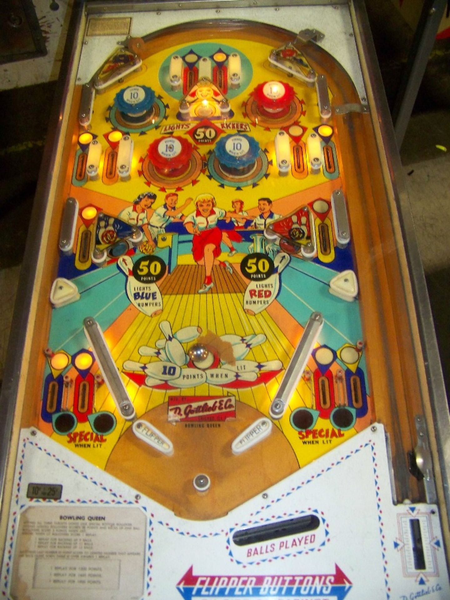 BOWLING QUEEN PINBALL MACHINE 1964 GOTTLIEB - Image 8 of 8