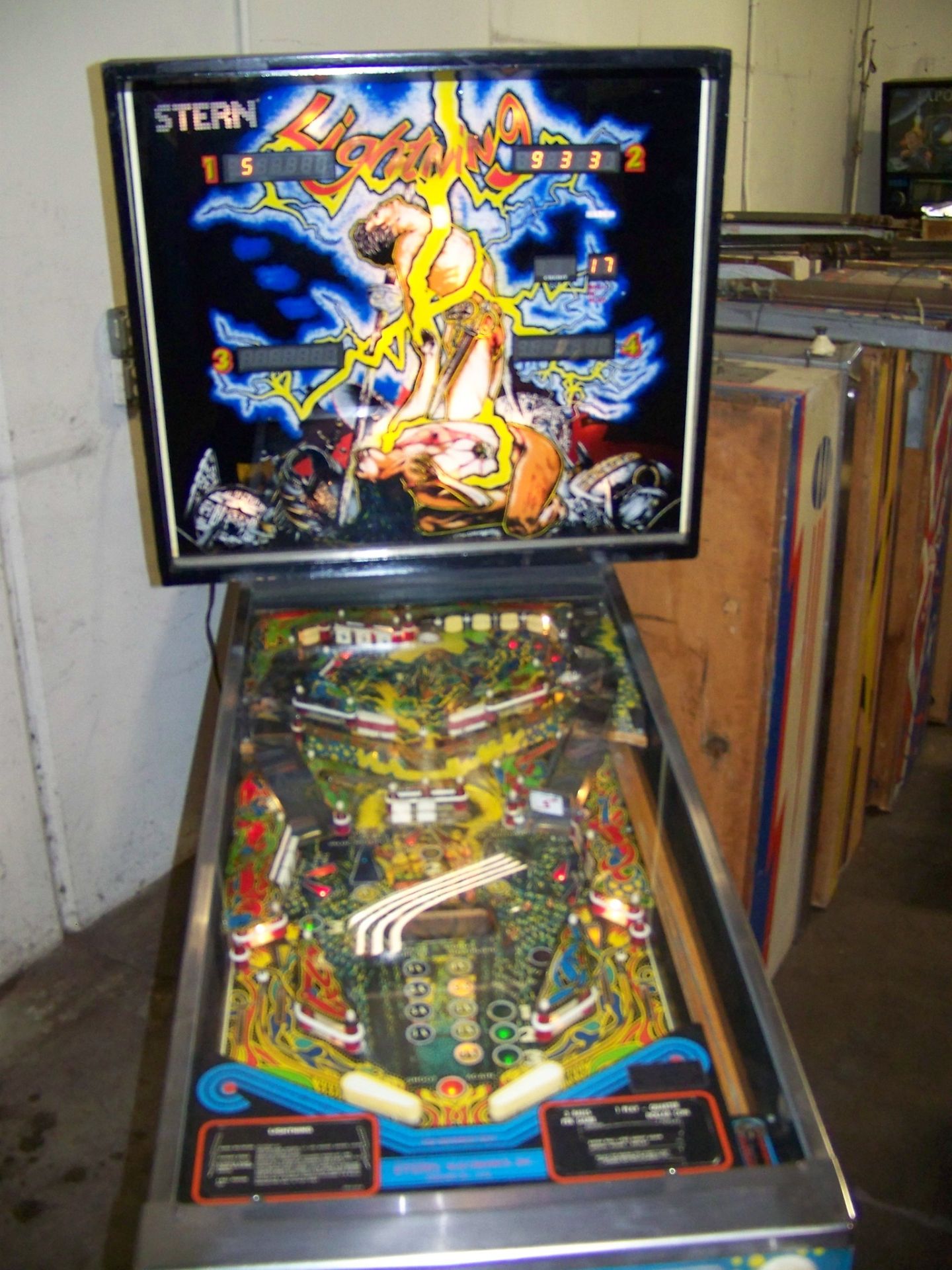 LIGHTNING PINBALL MACHINE 1981 STERN INC - Image 3 of 5