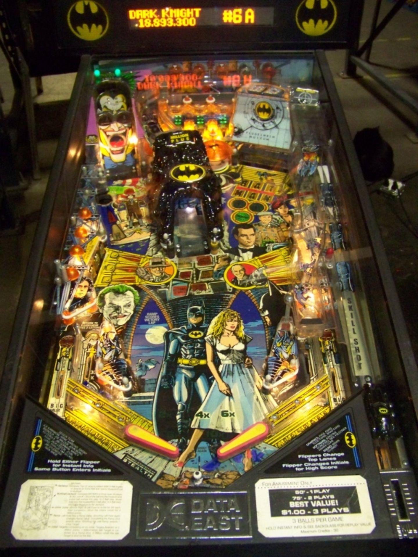 BATMAN PINBALL MACHINE W / TOPPER1991 DATA EAST - Image 12 of 13