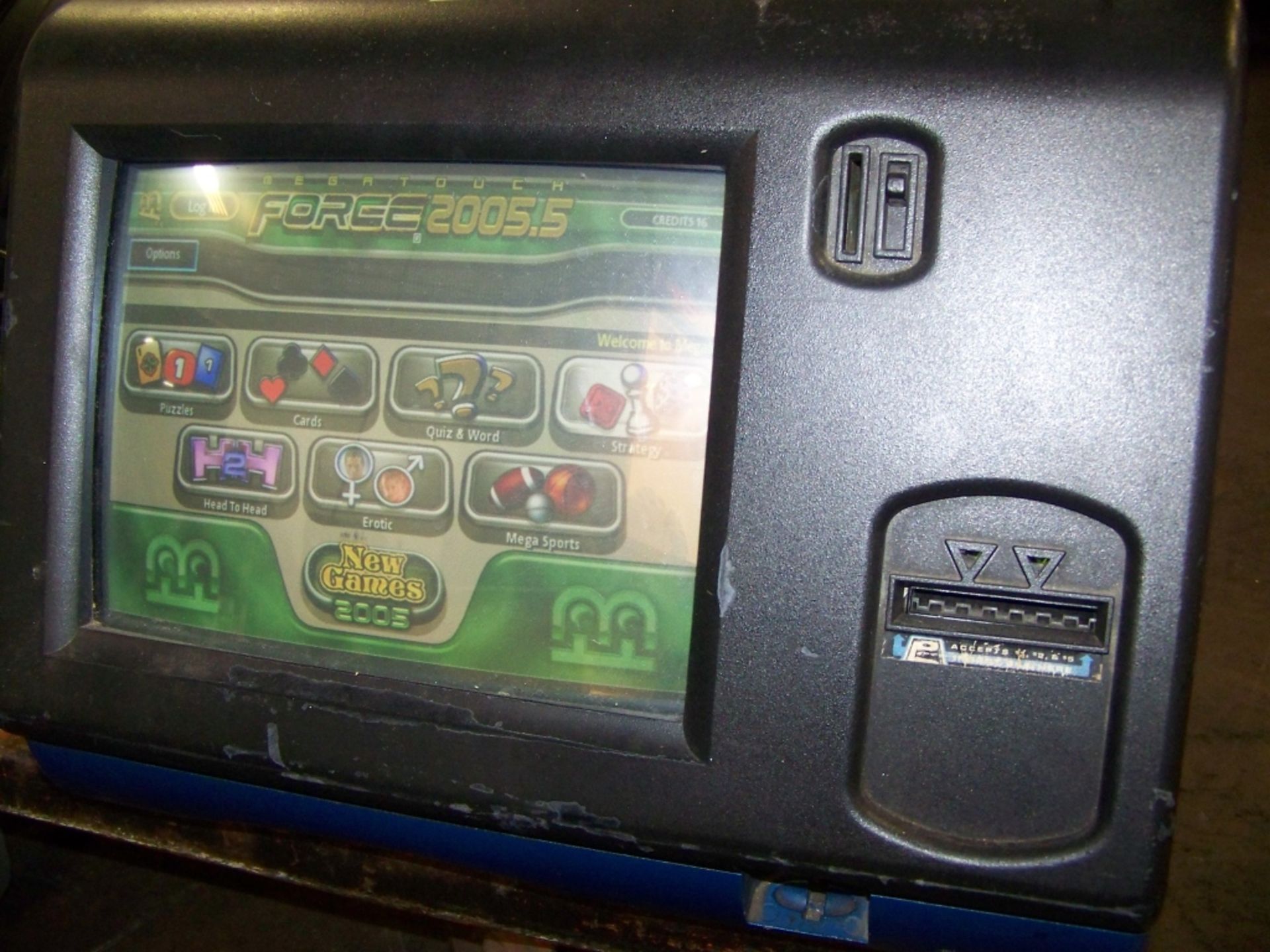 MEGATOUCH FORCE 2005.5 COUNTER TOP ARCADE DBA