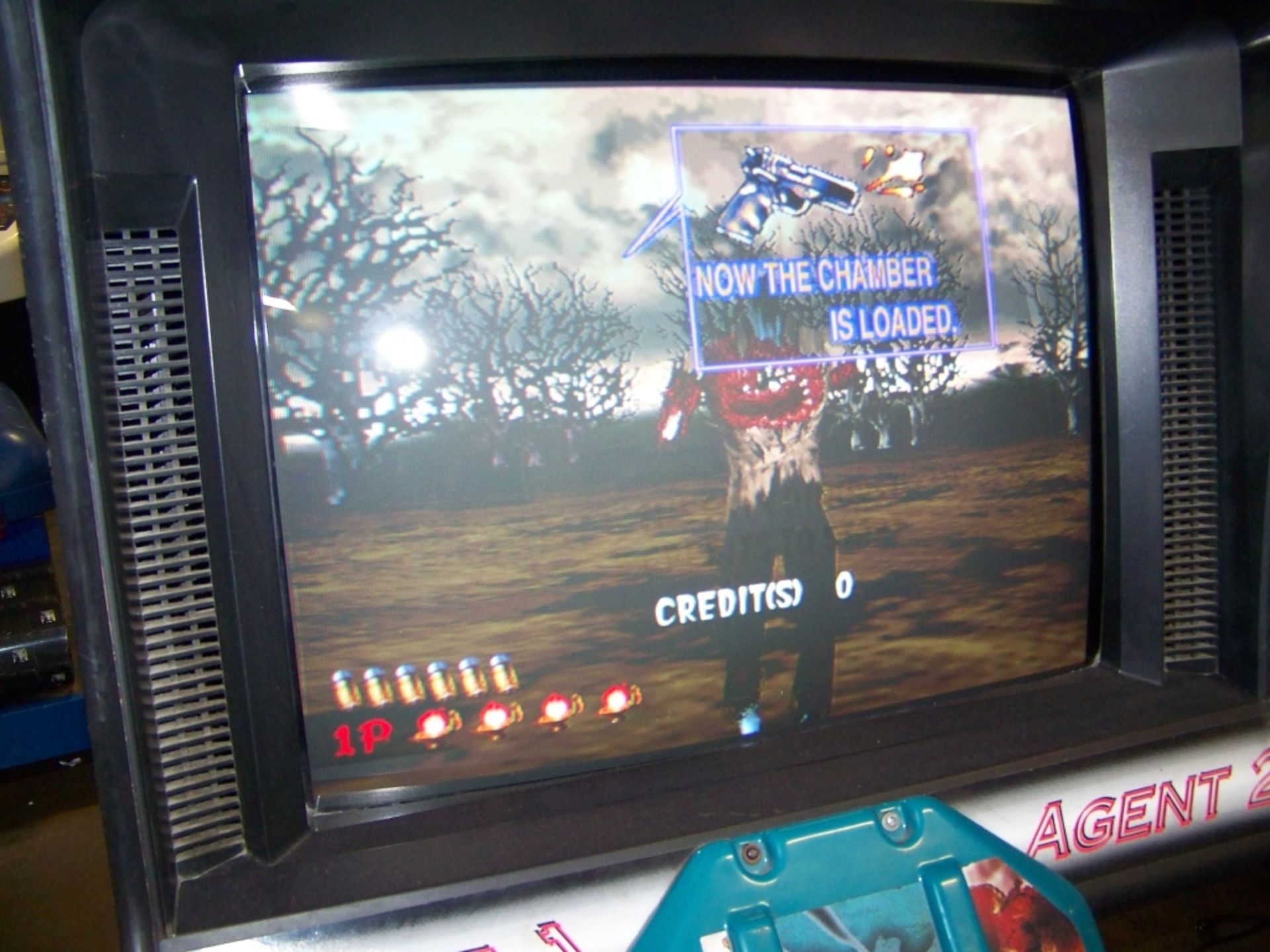 HOUSE OF THE DEAD ZOMBIE SHOOTER ARCADE GAME - Image 3 of 7