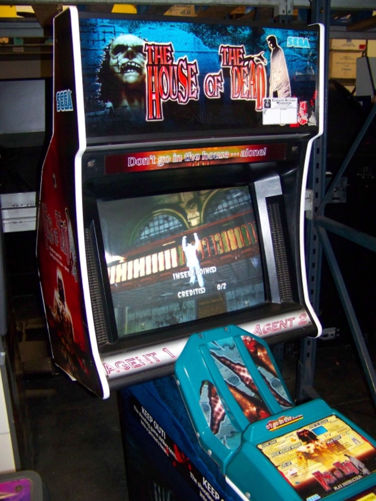 HOUSE OF THE DEAD ZOMBIE SHOOTER ARCADE GAME  E - Image 2 of 5