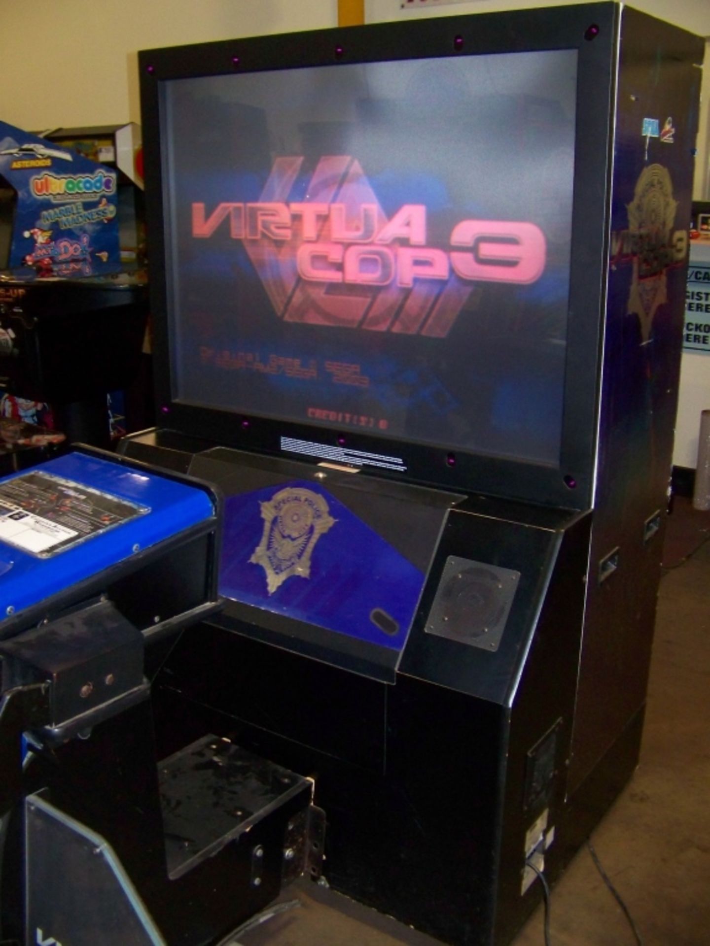 VIRTUA COP 3 DX SHOOTER ARCADE GAME SEGA - Image 2 of 4