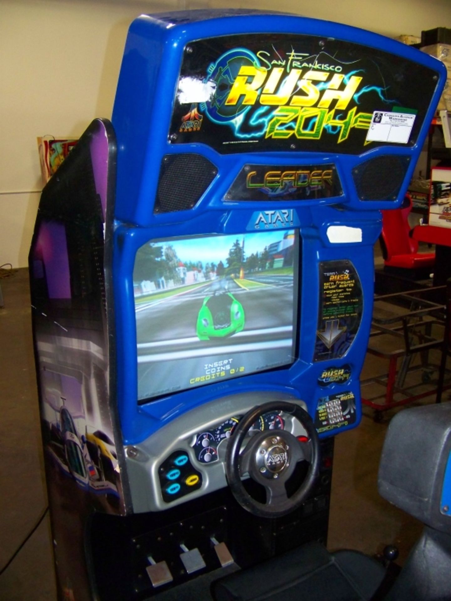 RUSH 2049 SITDOWN RACING ARCADE GAME - Image 2 of 3