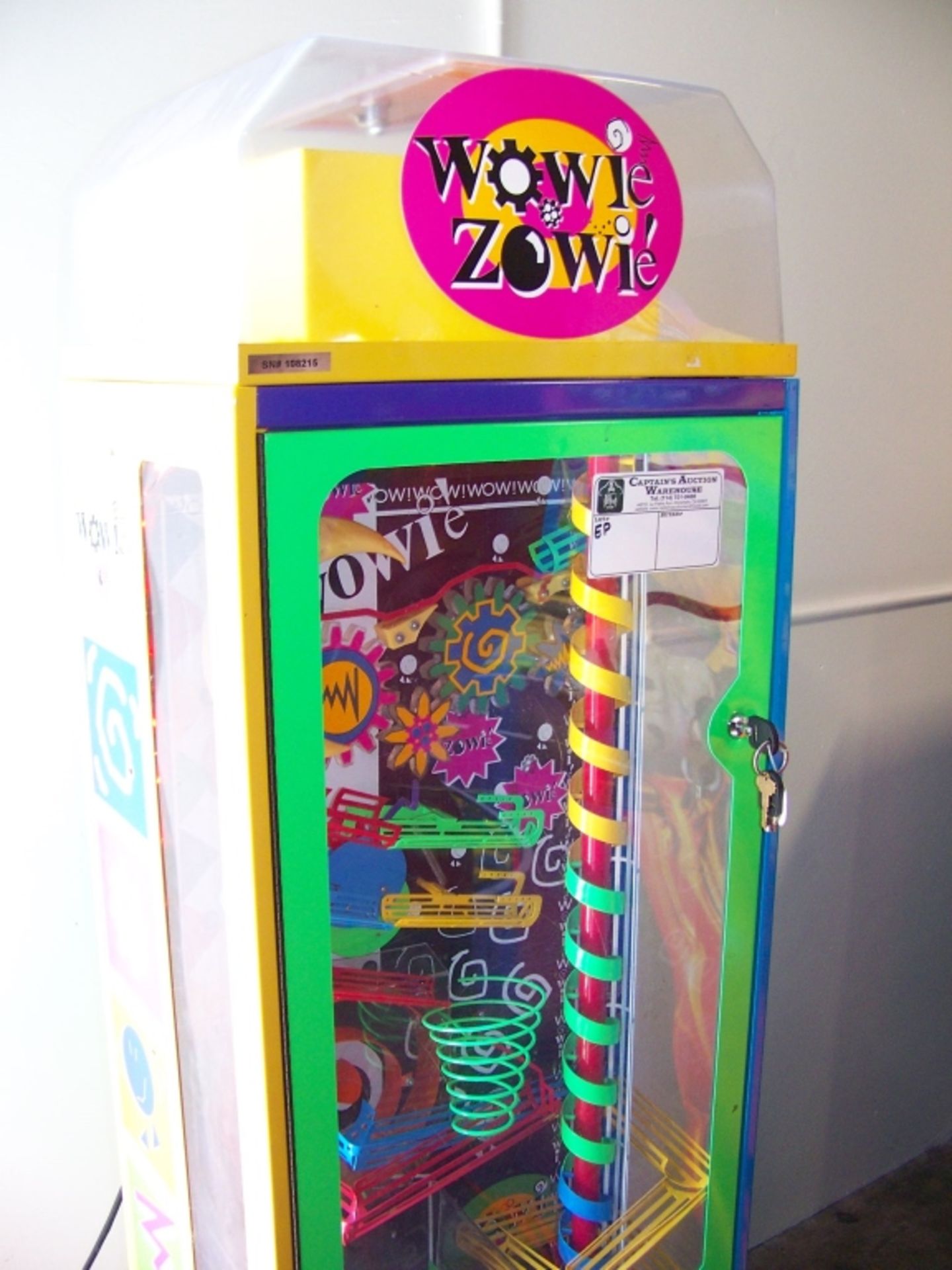 WOWIE ZOWIE BULK VENDING PRIZE GAME - Image 3 of 3