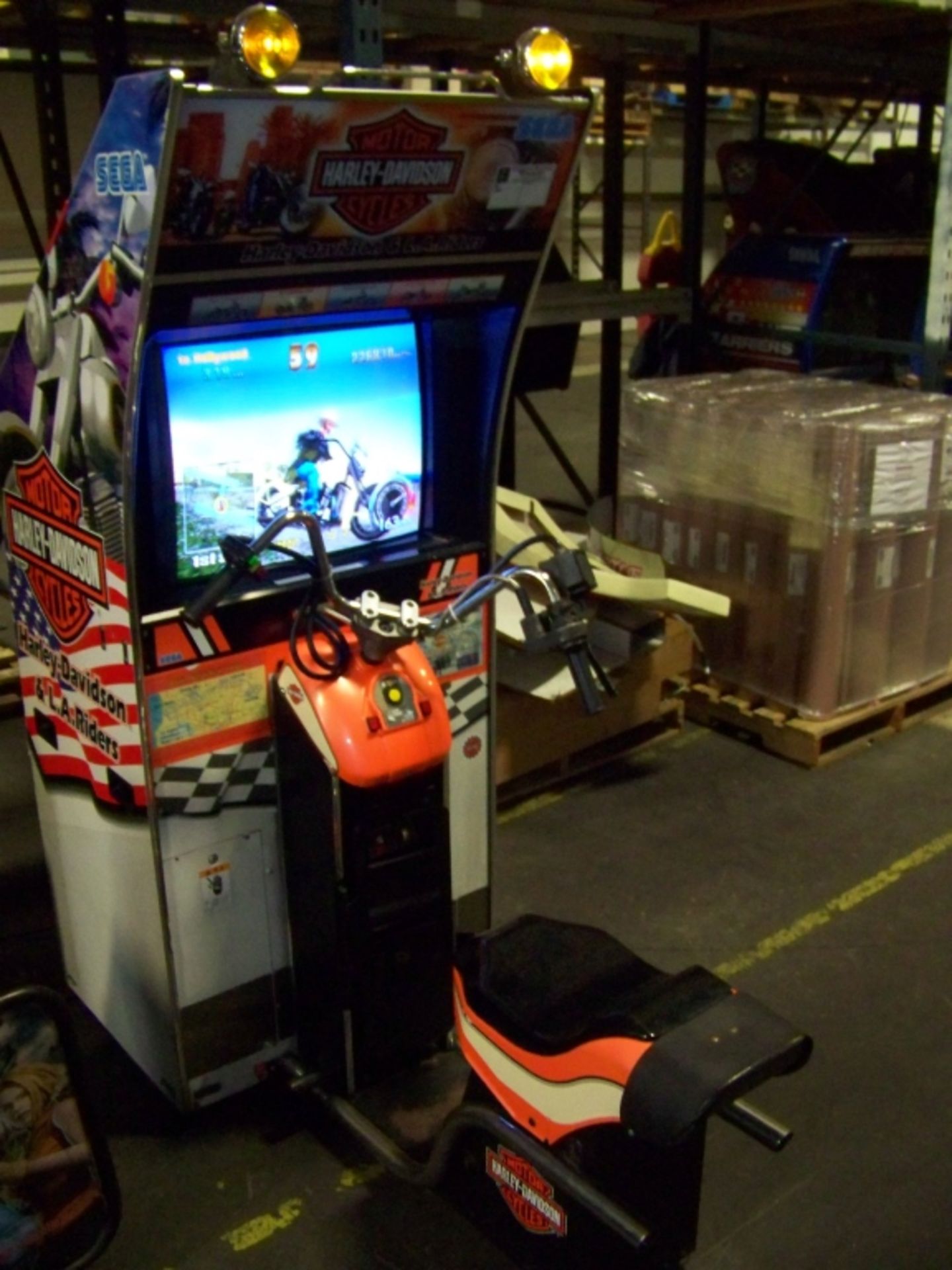 HARLEY DAVIDSON L.A. RIDERS RACING ARCADE GAME - Image 4 of 4