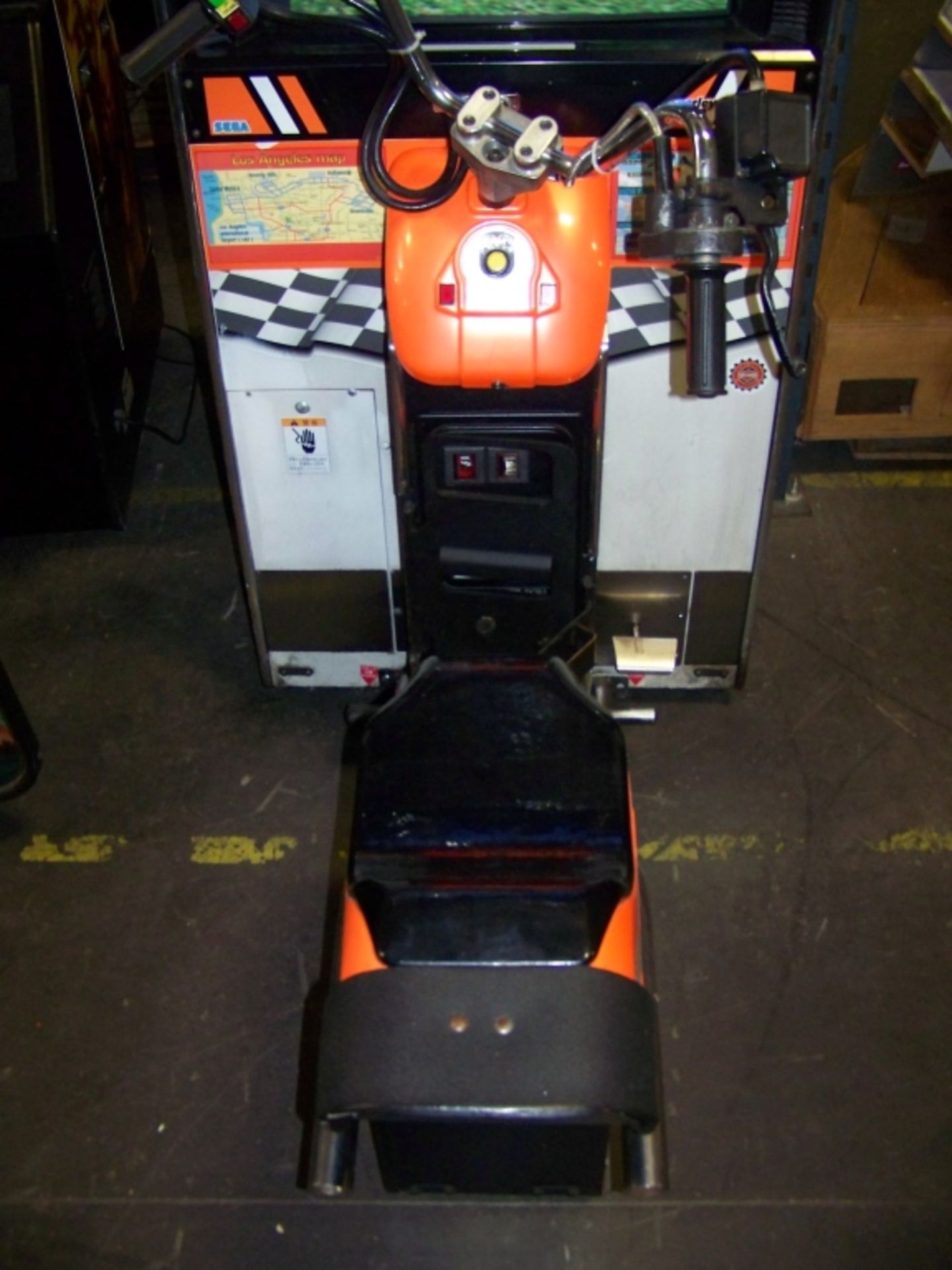 HARLEY DAVIDSON L.A. RIDERS RACING ARCADE GAME - Image 3 of 4