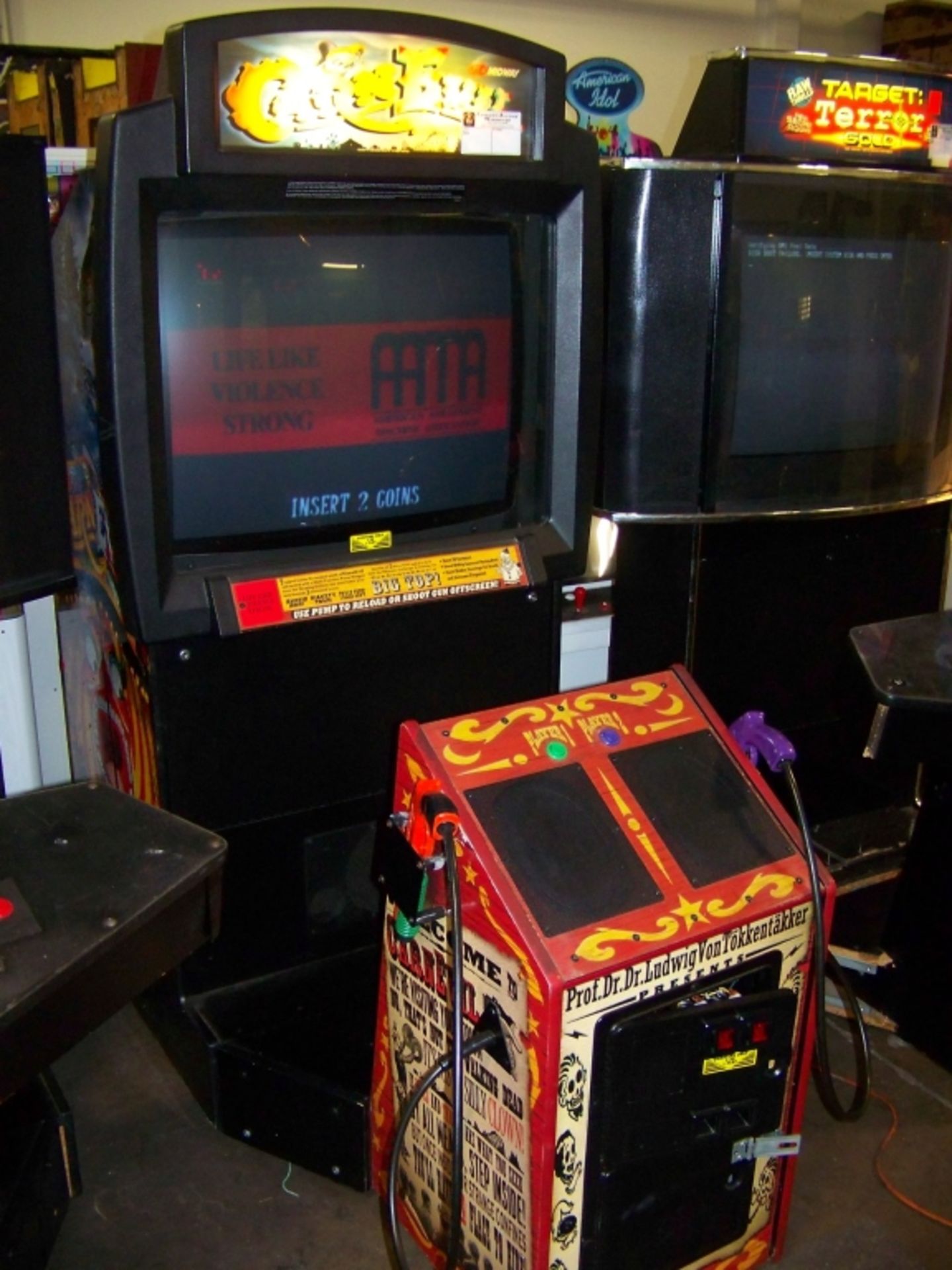 CARNEVIL 39" DEDICATED SHOWCASE ARCADE GAME - Image 3 of 4