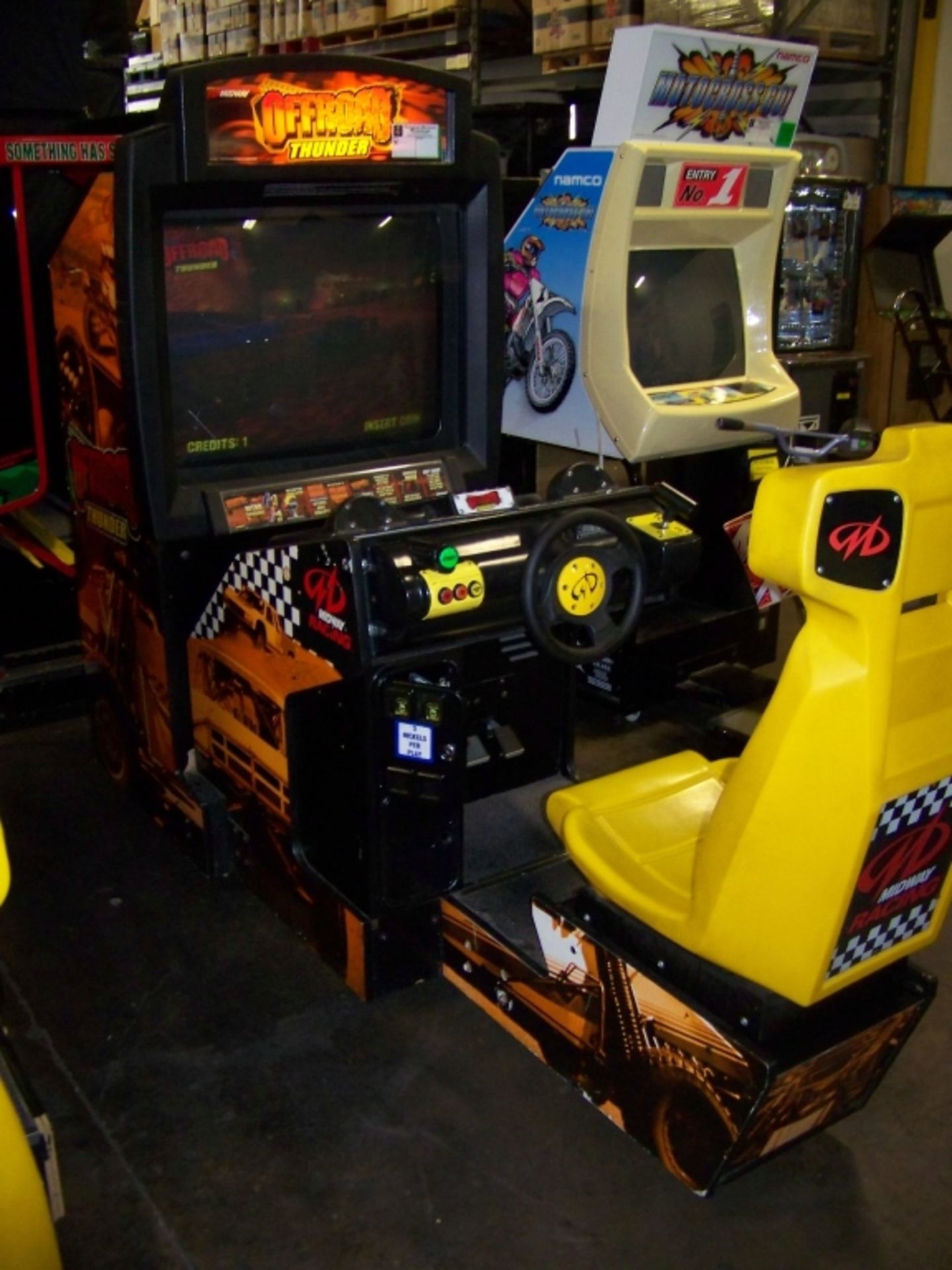 OFFROAD THUNDER 39" DELUXE RACING ARCADE GAME