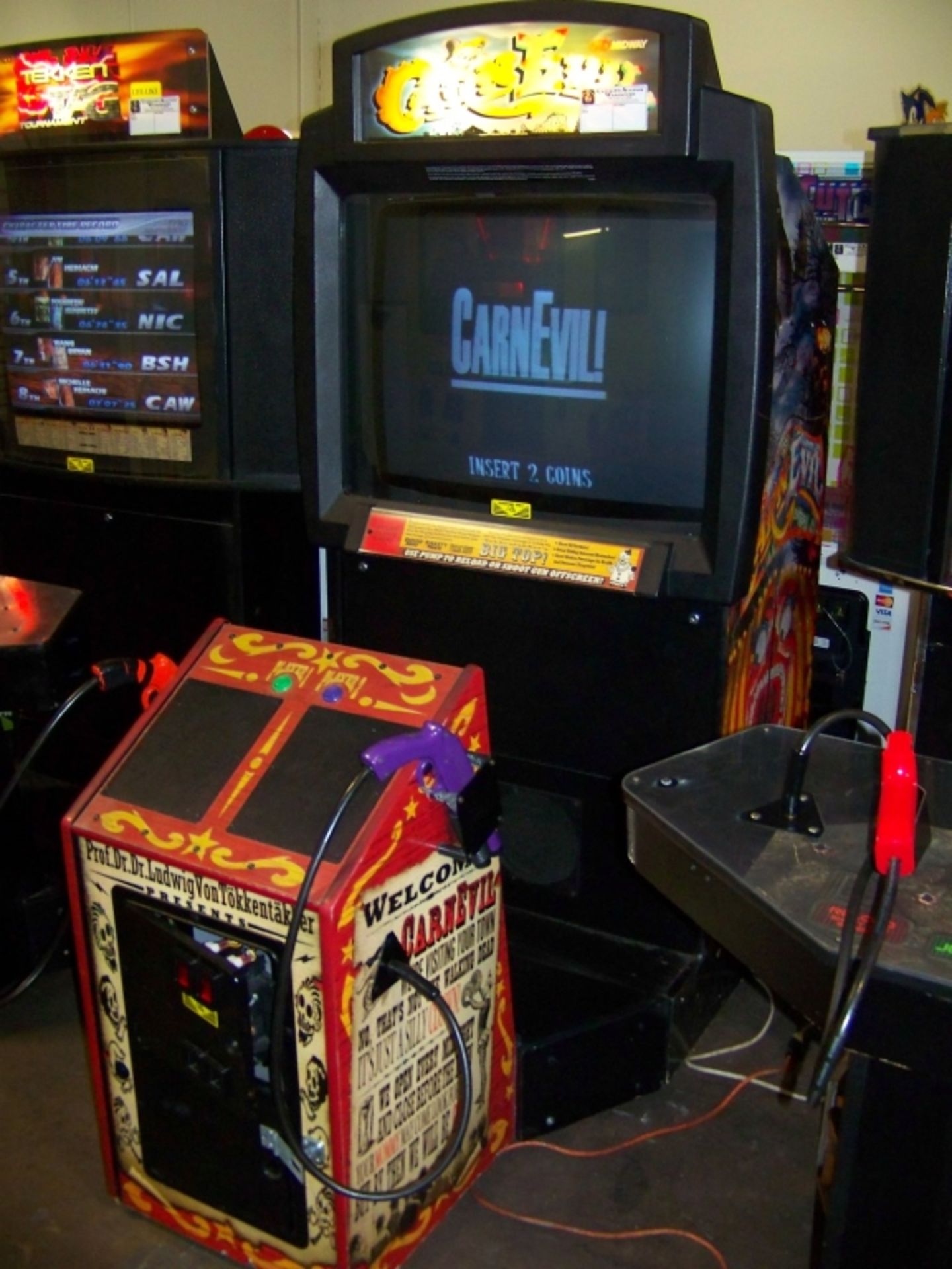 CARNEVIL 39" DEDICATED SHOWCASE ARCADE GAME