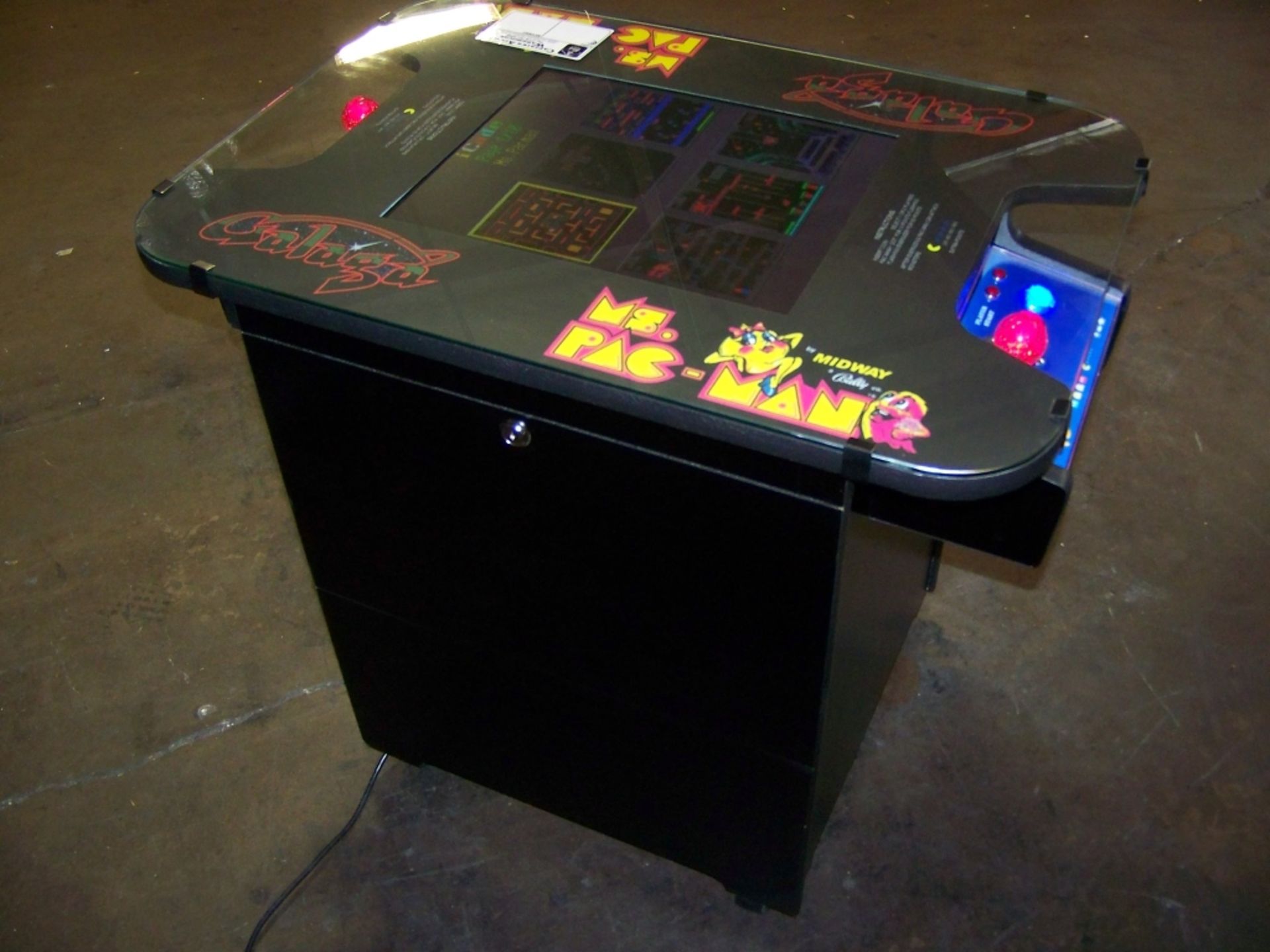 60 IN 1 MULTICADE COCKTAIL TABLE LCD BRAND NEW!! - Image 5 of 9