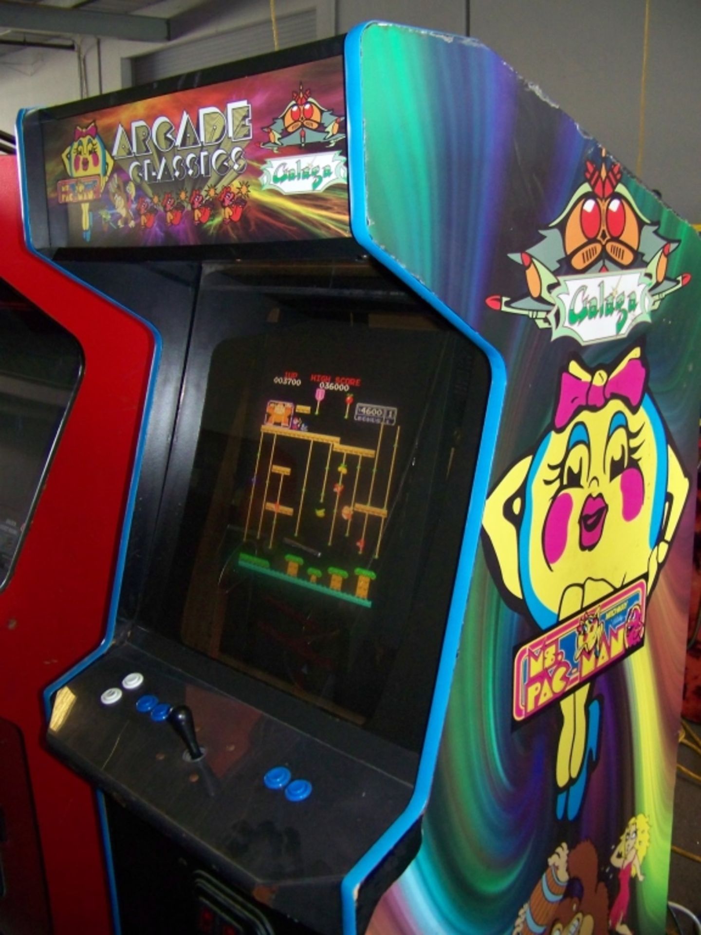 42 IN 1 MULTICADE UPRIGHT ARCADE  19" LCD MONITOR - Image 5 of 7