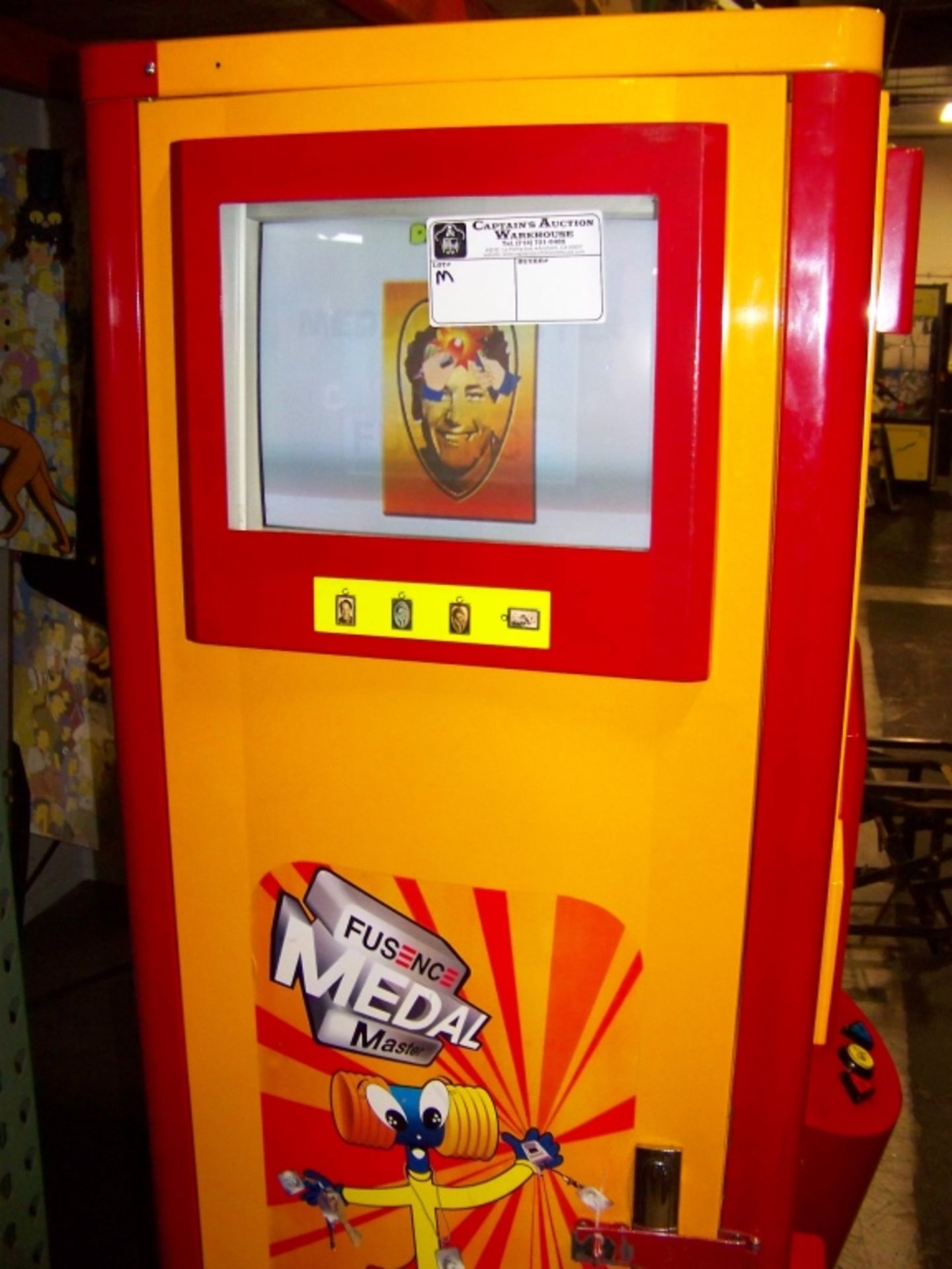 MEDAL MASTER PHOTO KEYTAG ENGRAVING KIOSK - Image 4 of 7