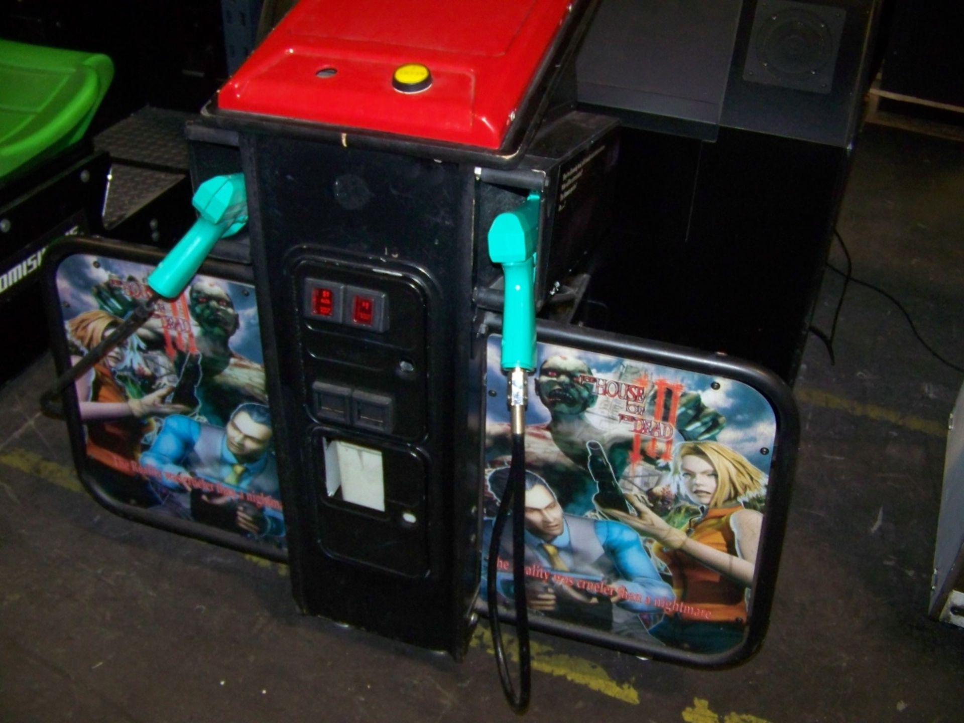 HOUSE OF THE DEAD III DELUXE 50" ZOMBIE ARCADE - Image 3 of 6