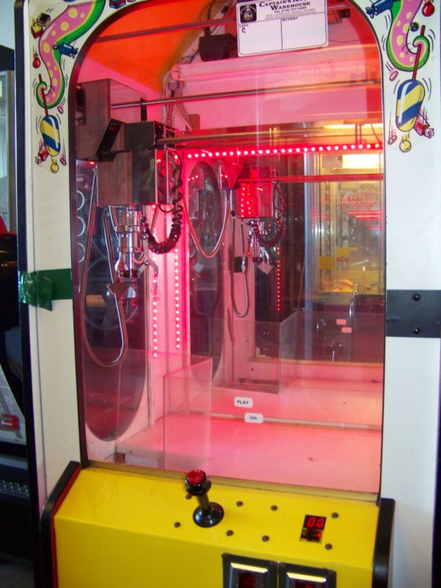 CANDY MAN ELAUT CLAW CRANE MACHINE - Image 2 of 3