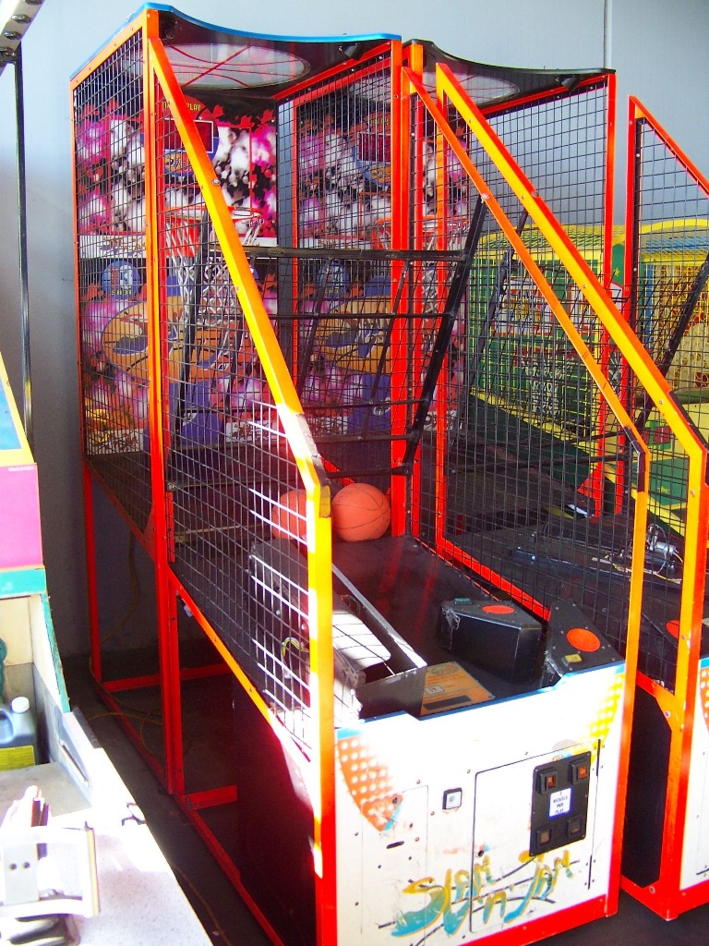 SLAM N JAM BASKETBALL ARCADE GAME LAI GAMES