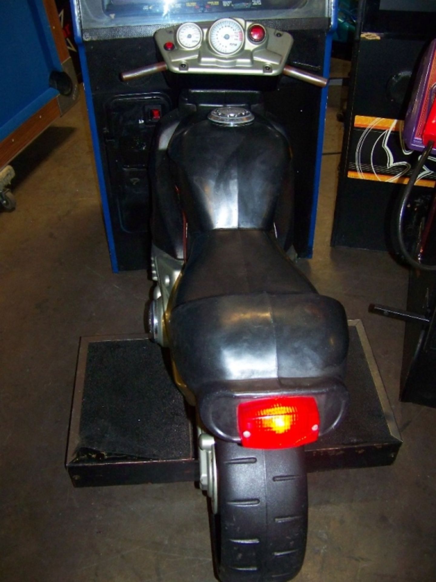 ROAD BURNERS MOTORCYCLE RACING ARCADE GAME - Image 2 of 7