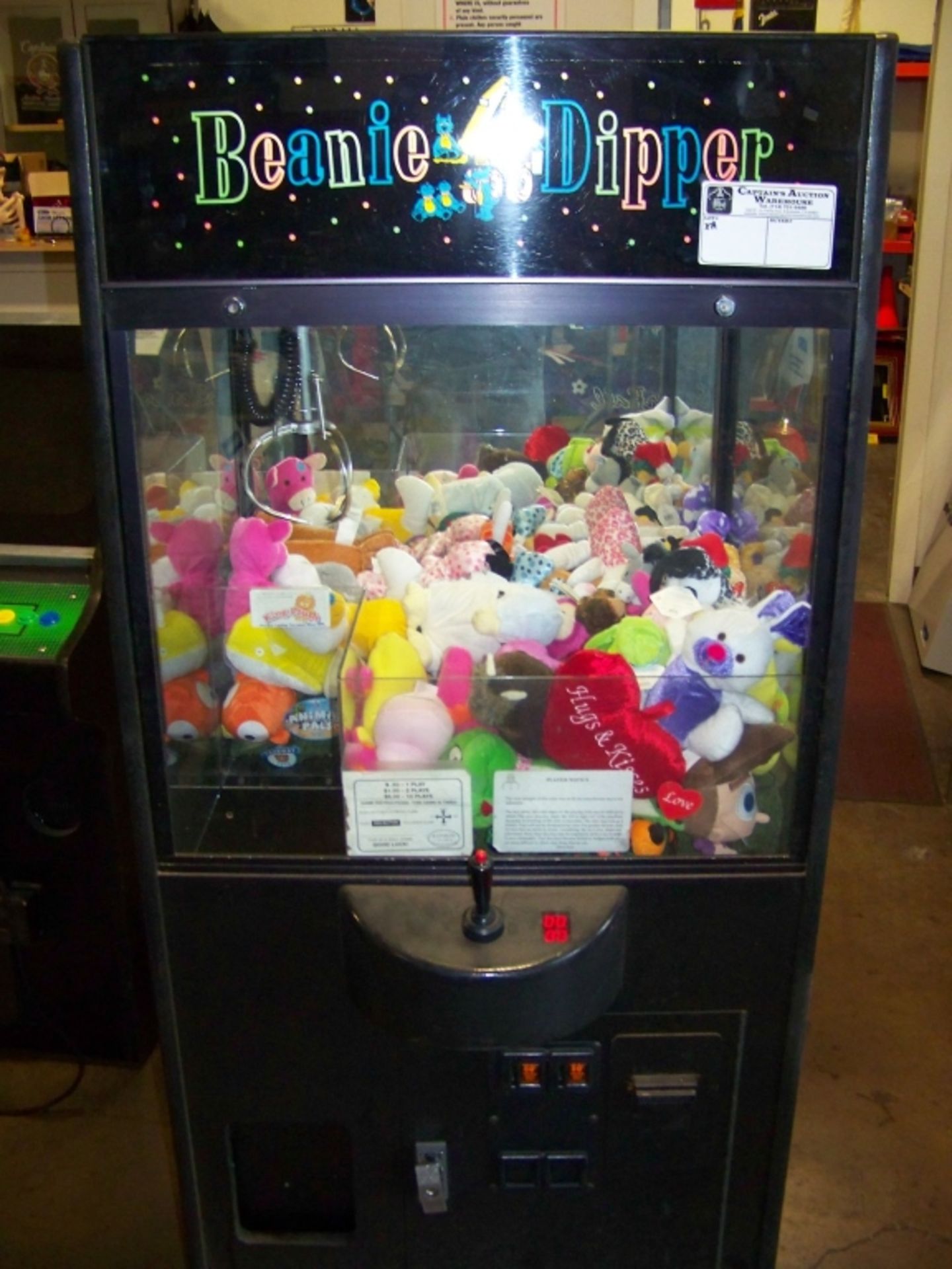 BEANIE DIPPER 35" SMALL PLUSH CLAW CRANE MACHINE - Image 4 of 5