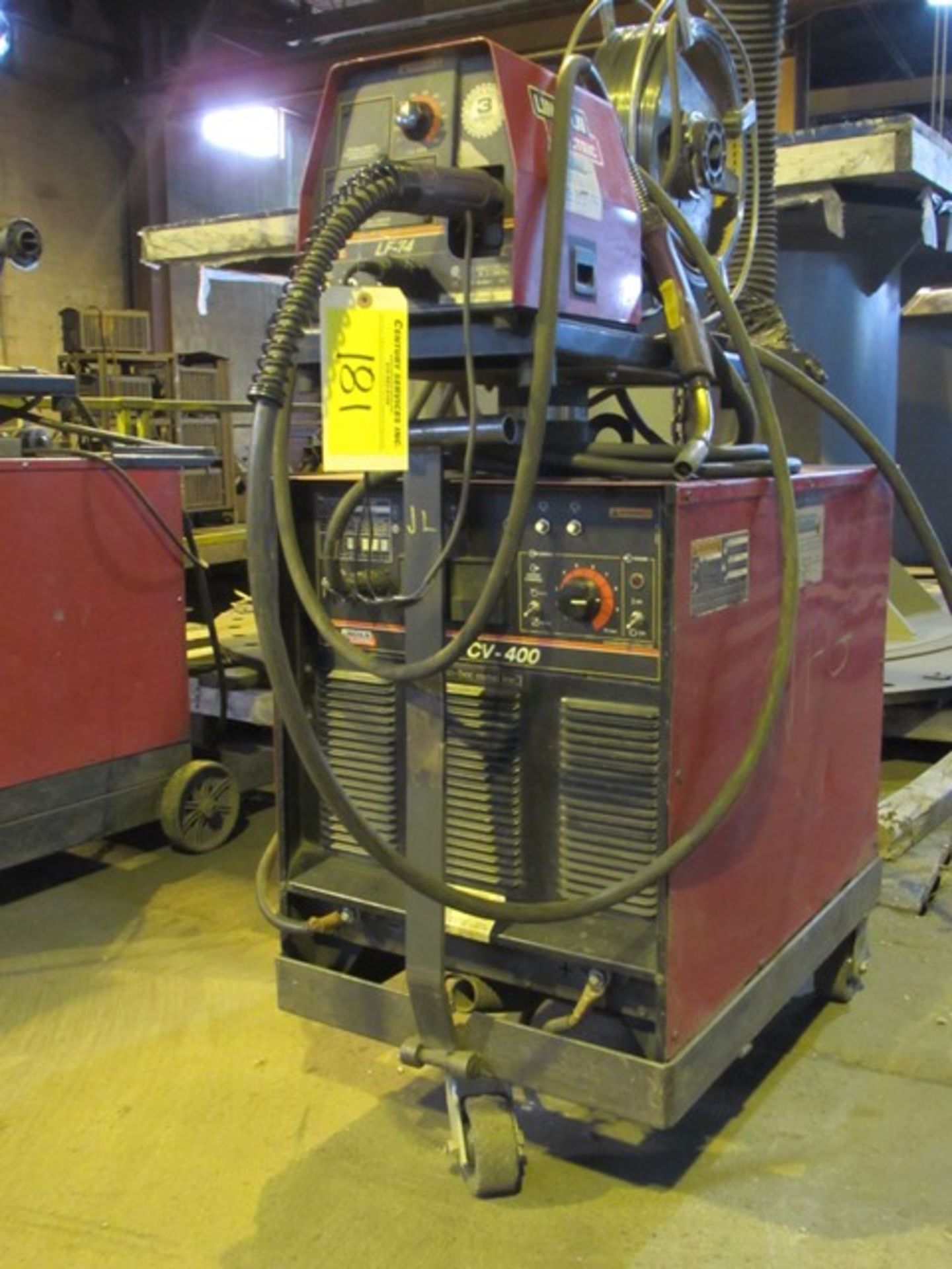 Lincoln Electric CV-400 mig welder c/w LF-74 feeder S/N - U1051211912