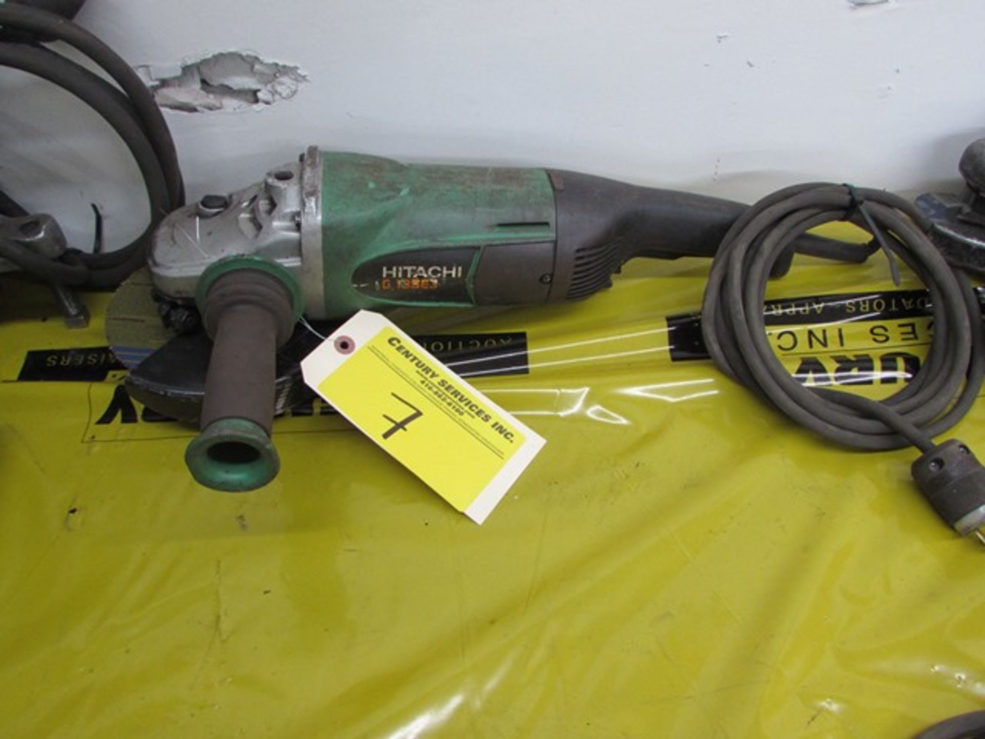 Hitachi G13-SE3 angle grinder