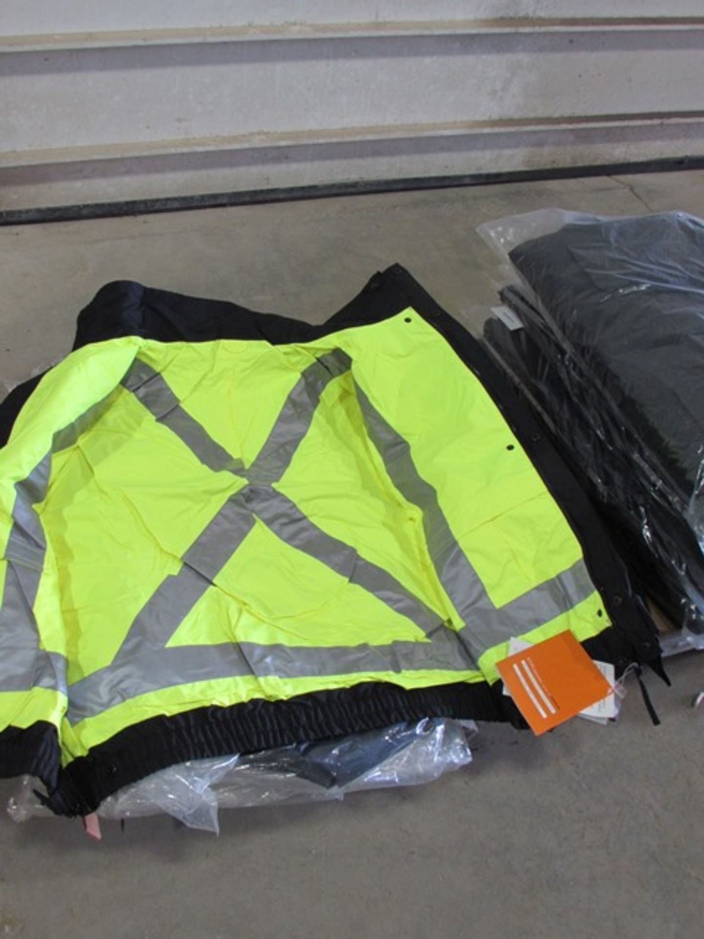 Lot brand new reversible work jackets c/w hi-vis inner, thinsulate, 3M reflective striping (approx - Image 2 of 4