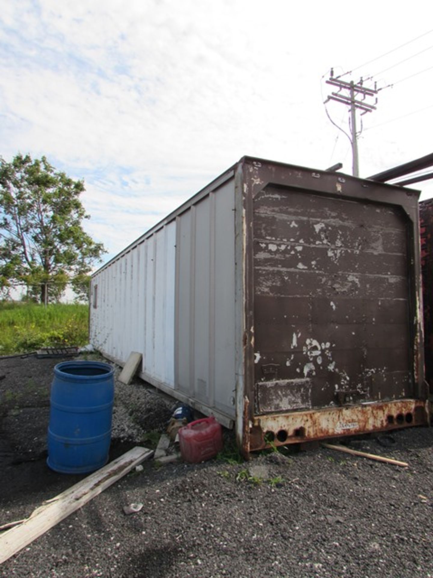 48' Storage trailer c/w roll up door - Image 2 of 2