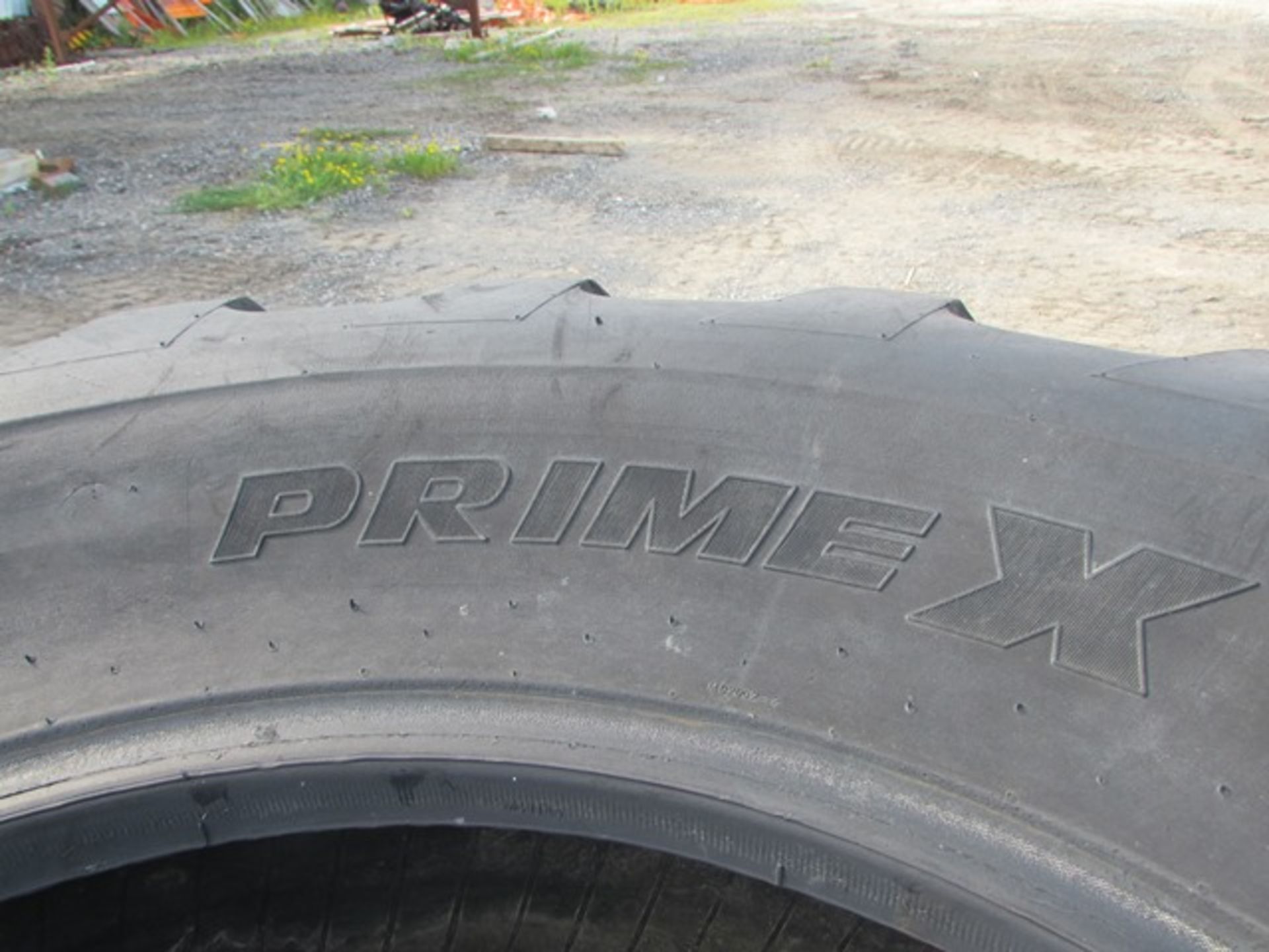Lot 2 - Primex loader tires 19.5L-24 R-4 - Image 3 of 4