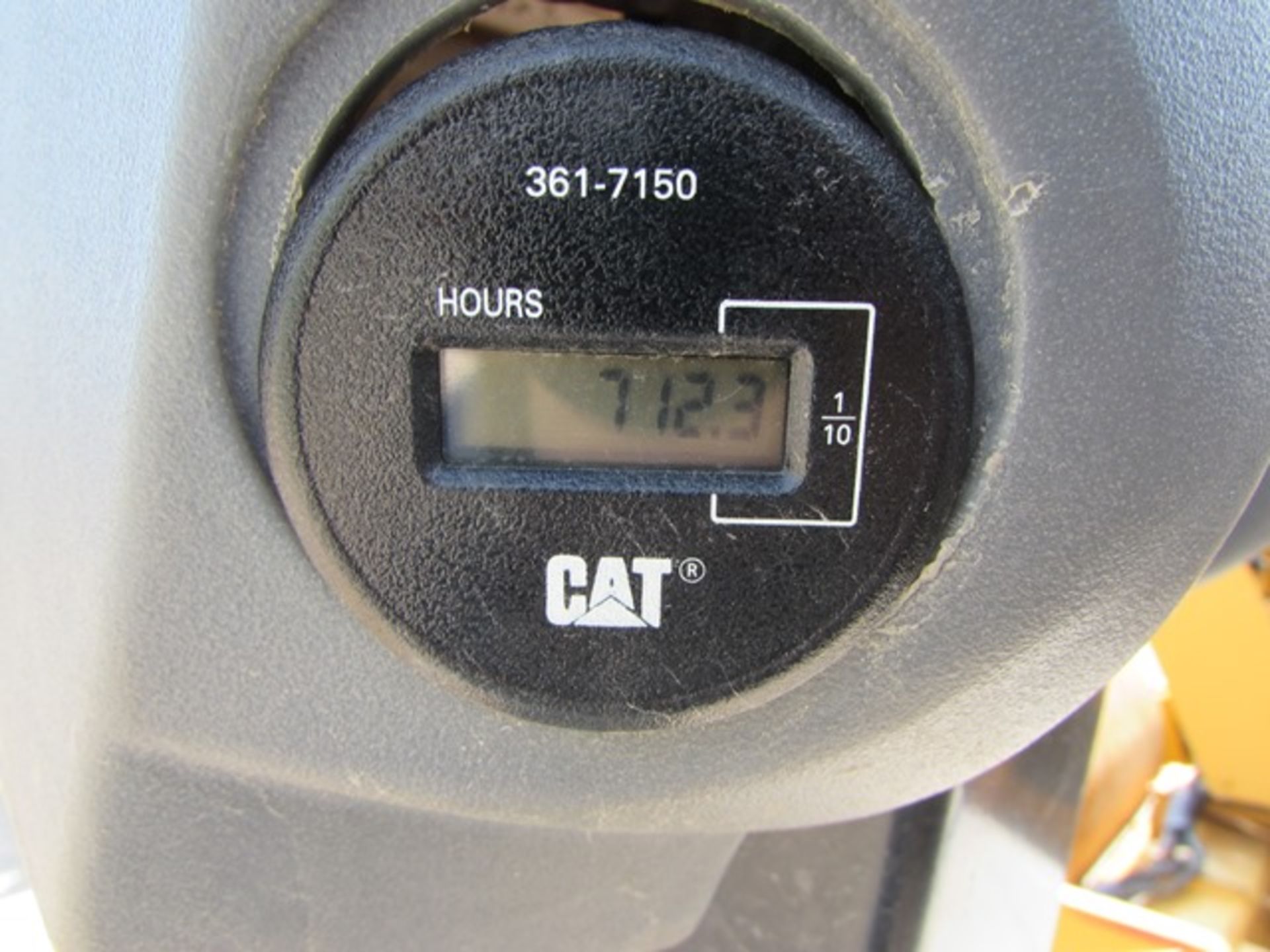 Cat "CS423E" vibratory smooth drum roller c/w Cat "3045C" 79hp motor - Image 3 of 5