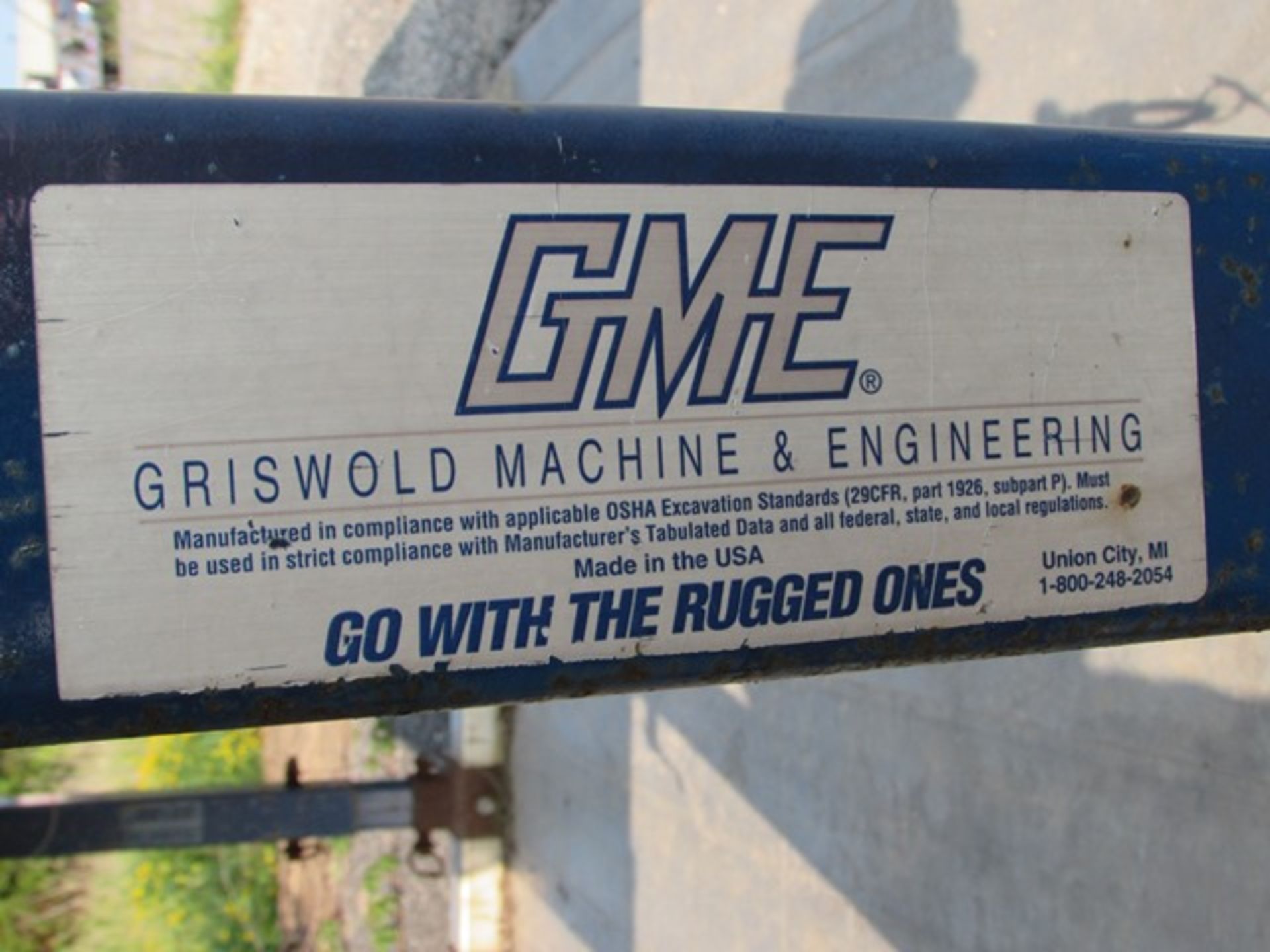 GME "50" aluminum trench box