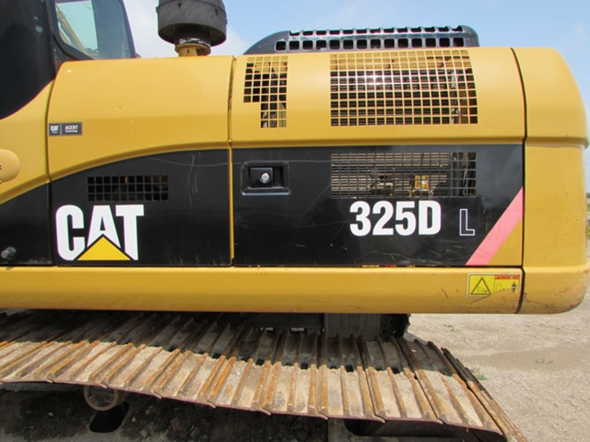 2008 Caterpillar "Cat -325 DL" hydraulic excavator c/w Caterpillar C7 ACERT 7.2 LITRE 190hp motor, - Image 2 of 4