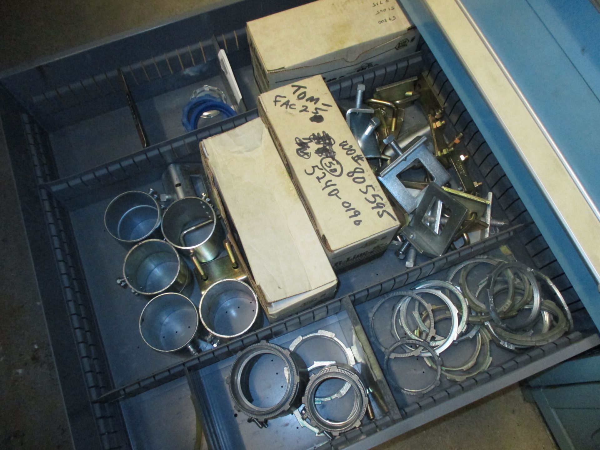 CONTENTS OF CABINET INCLUDING CHASE NIPPLES; BEAM CLAMPS & FITTINGS 1320 Production Road, Fort - Image 7 of 7