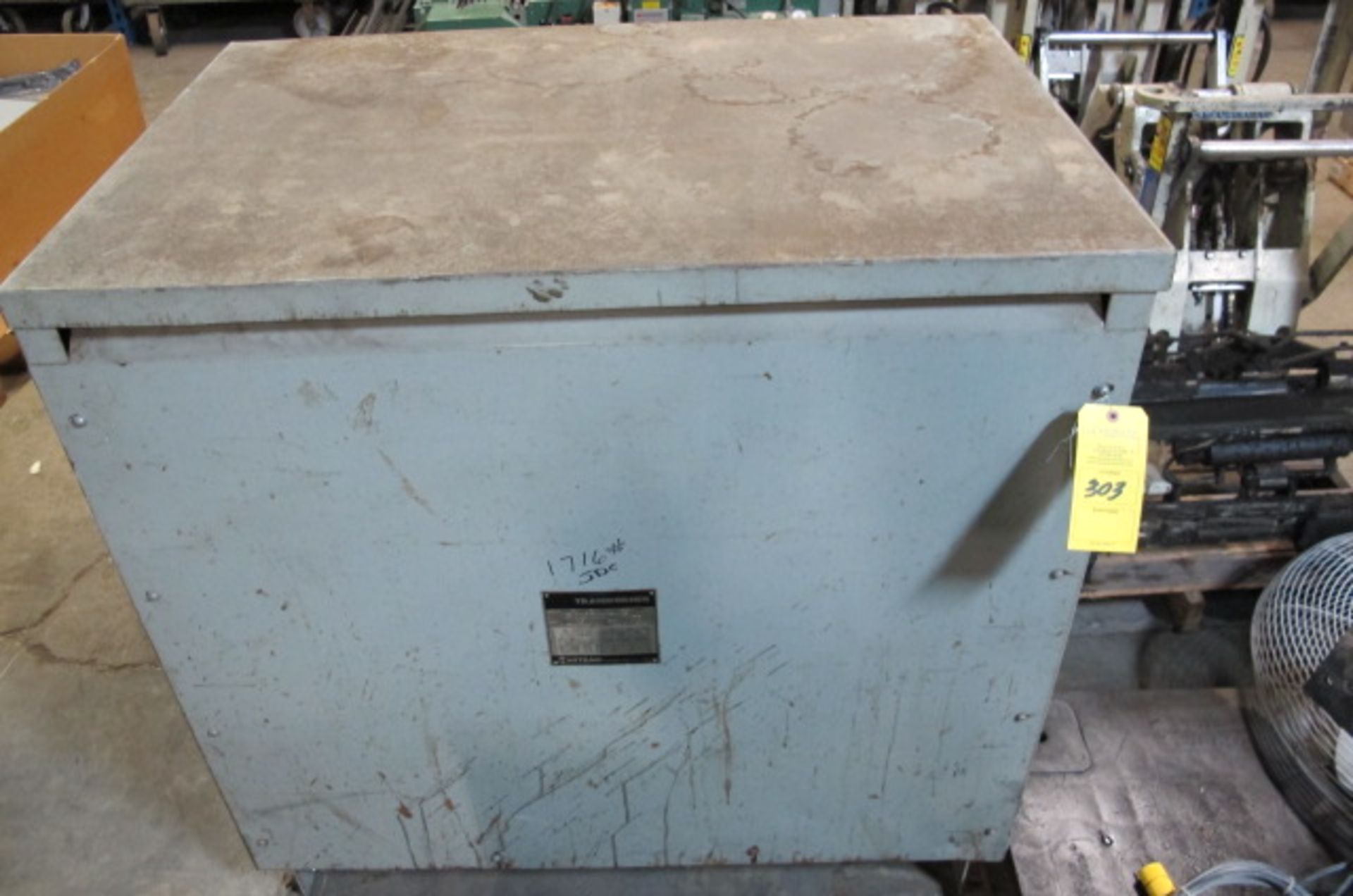 HITRAN TRANSFORMER 280KVA 7651 OH 120, Lyons, Ohio 43523 - all Gaylord plastic pallets are NOT