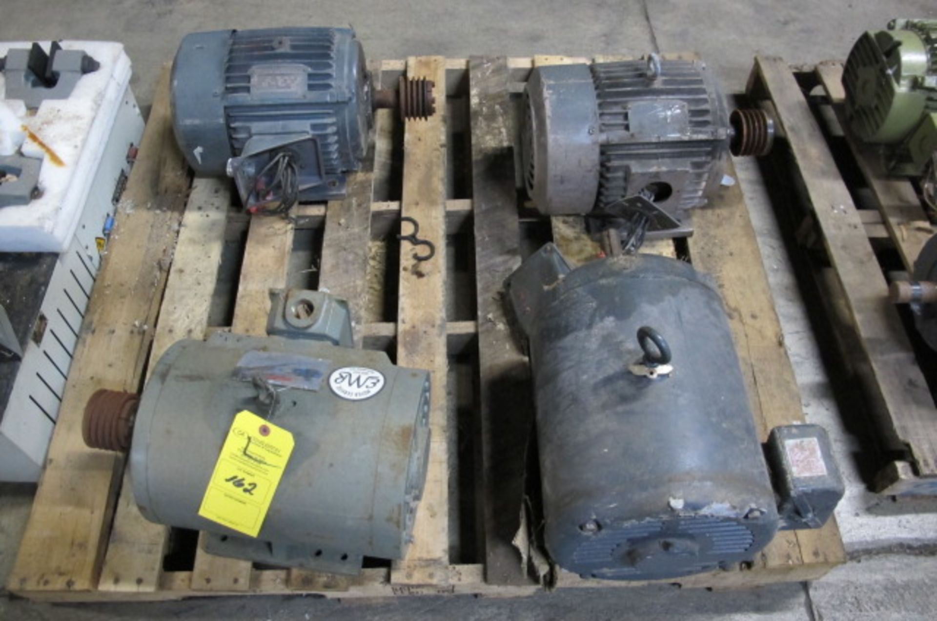 (4) ASSORTED ELECTRIC MOTORS; 7.5-10HP 7507 OH 120, Lyons, Ohio 43523 - all Gaylord plastic