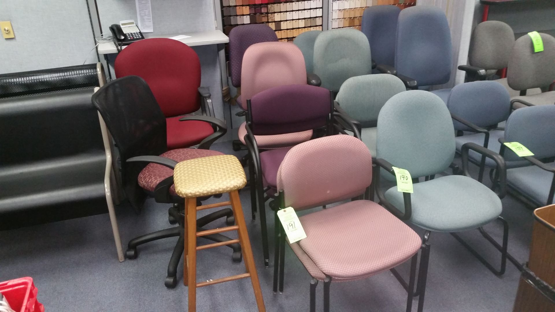 (9) OFFICE CHAIRS