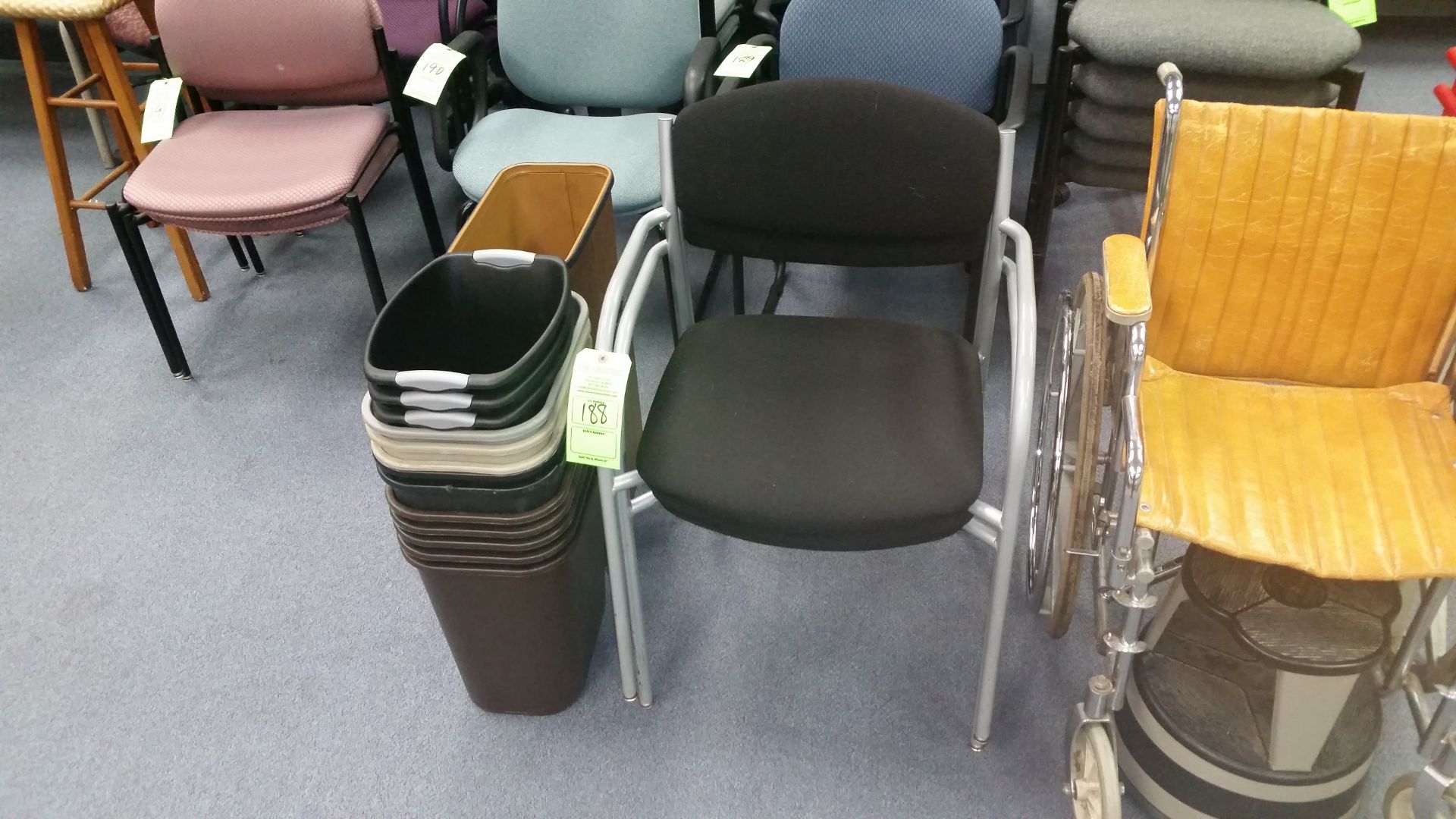 (2) STACKABLE CHAIRS