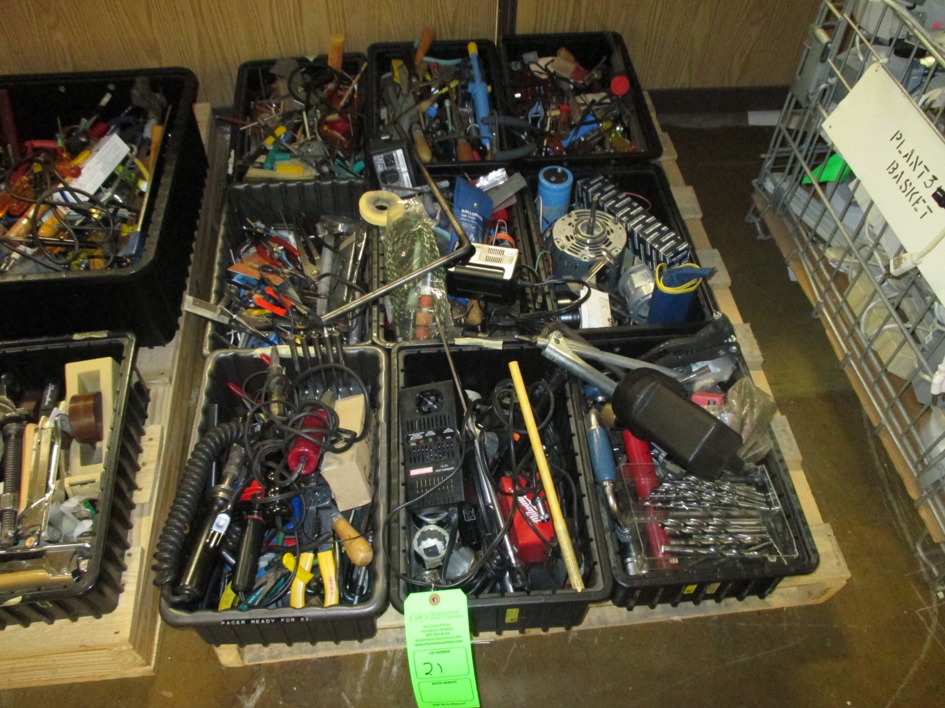 PALLET OF MISC TOOLS (Multiple locations. Please see full description)