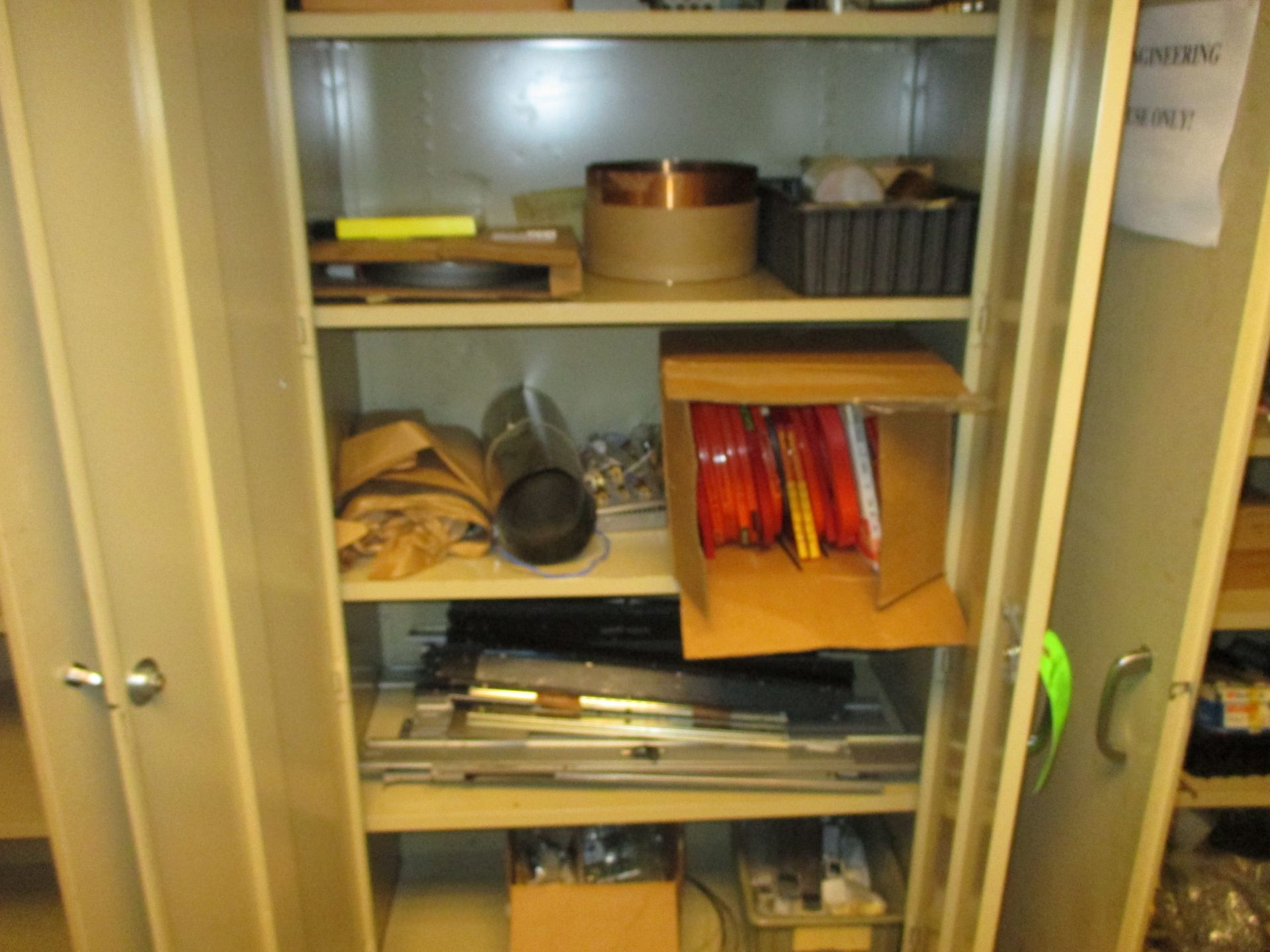 CONTENTS OF CABINET INCLUDING BANDSAW COILS & OTHER MISC ITEMS (Multiple locations. Please see full