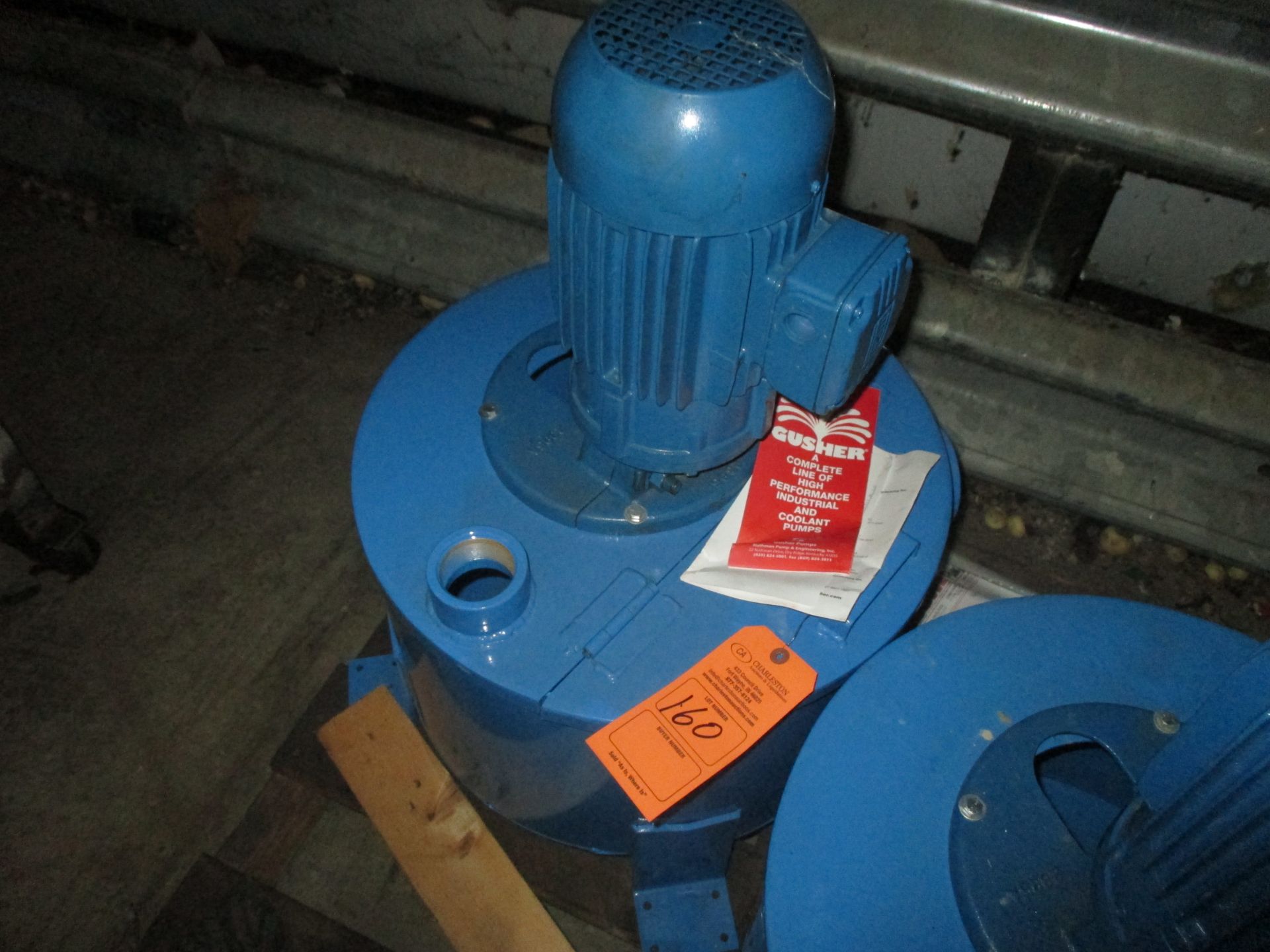 GUSHER PUMP #2301411 W/ WEG ELECTRIC MOTOR; 2HP; 3PH; 3450 RPM; 230/460 V; S0 CYCLE(LOCATED AT