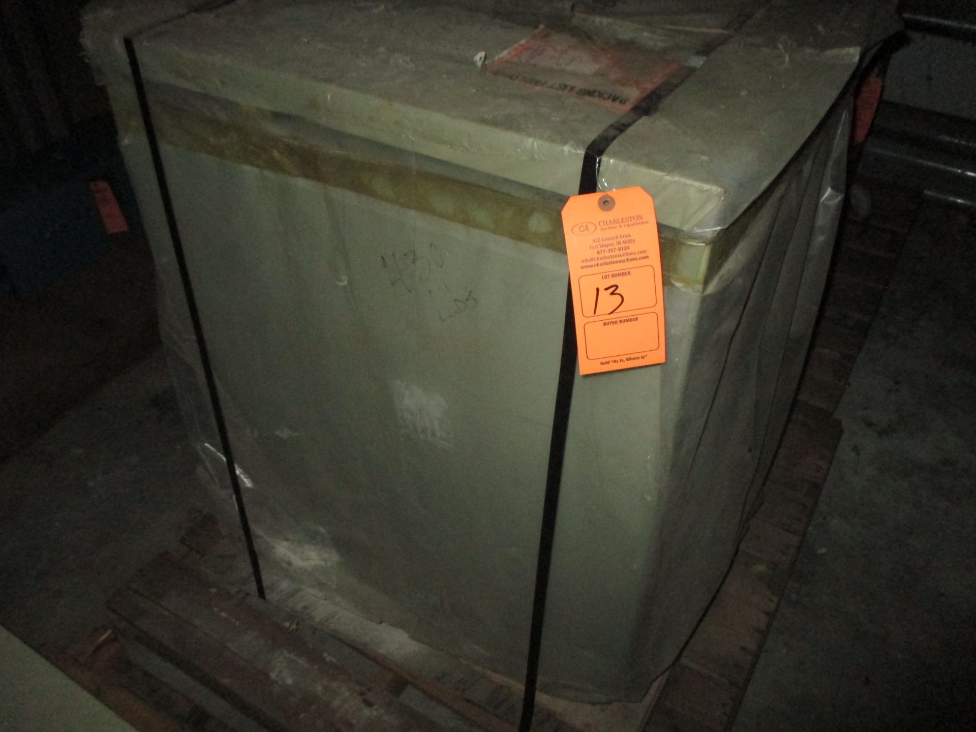 SIEMENS TRANSFORMER; CAT# 1D1Y050; 50KVA; 60HZ; 1PH S# K13213(LOCATED AT 7939 BOWLING GREEN RD,