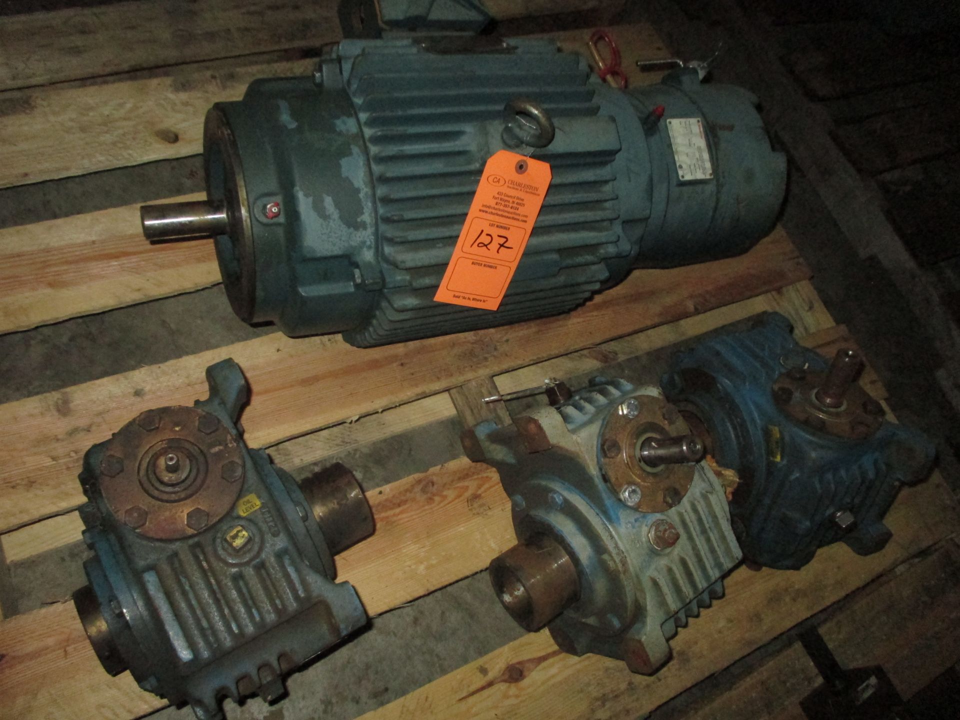 (1) RELIANCE ELECTRIC MOTOR; 7.5 HP; 254TCZ FRAME; 3PH; 6-60HZ 1775 RPM W/ STEARNS M#