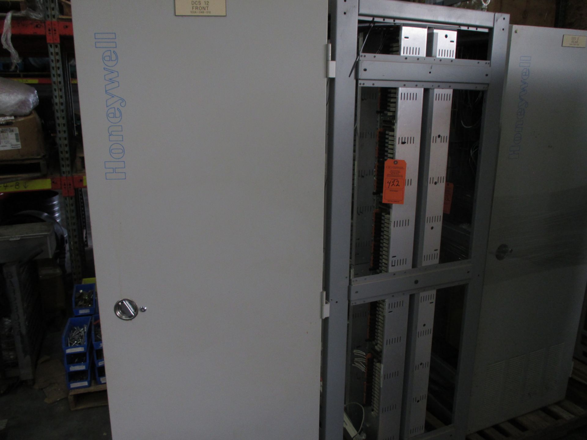 HONEYWELL CONTROL CABINET W/ CONTROL BOARDS(LOCATED AT 2335 BRIER CREEK RD. MAMMOTH CAVE, KY 42259)